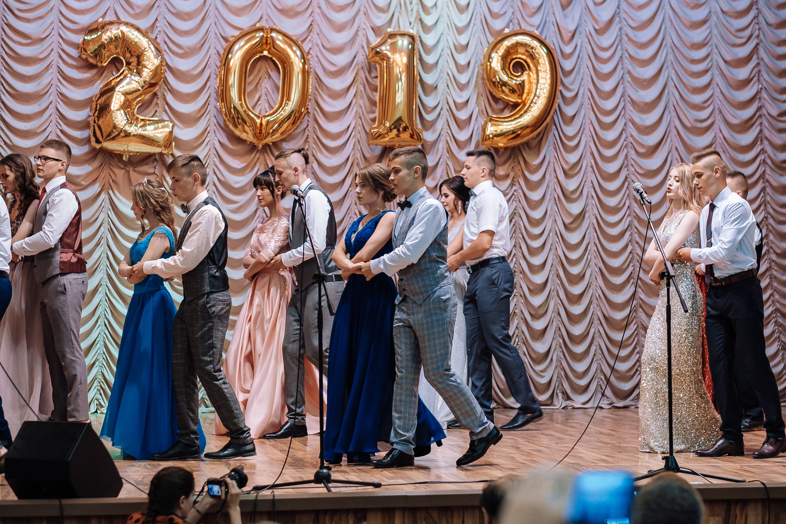 Выпускной школа номер 3. Хмельник. Ivan Skufinsky — wedding and family photographer in Vancouver