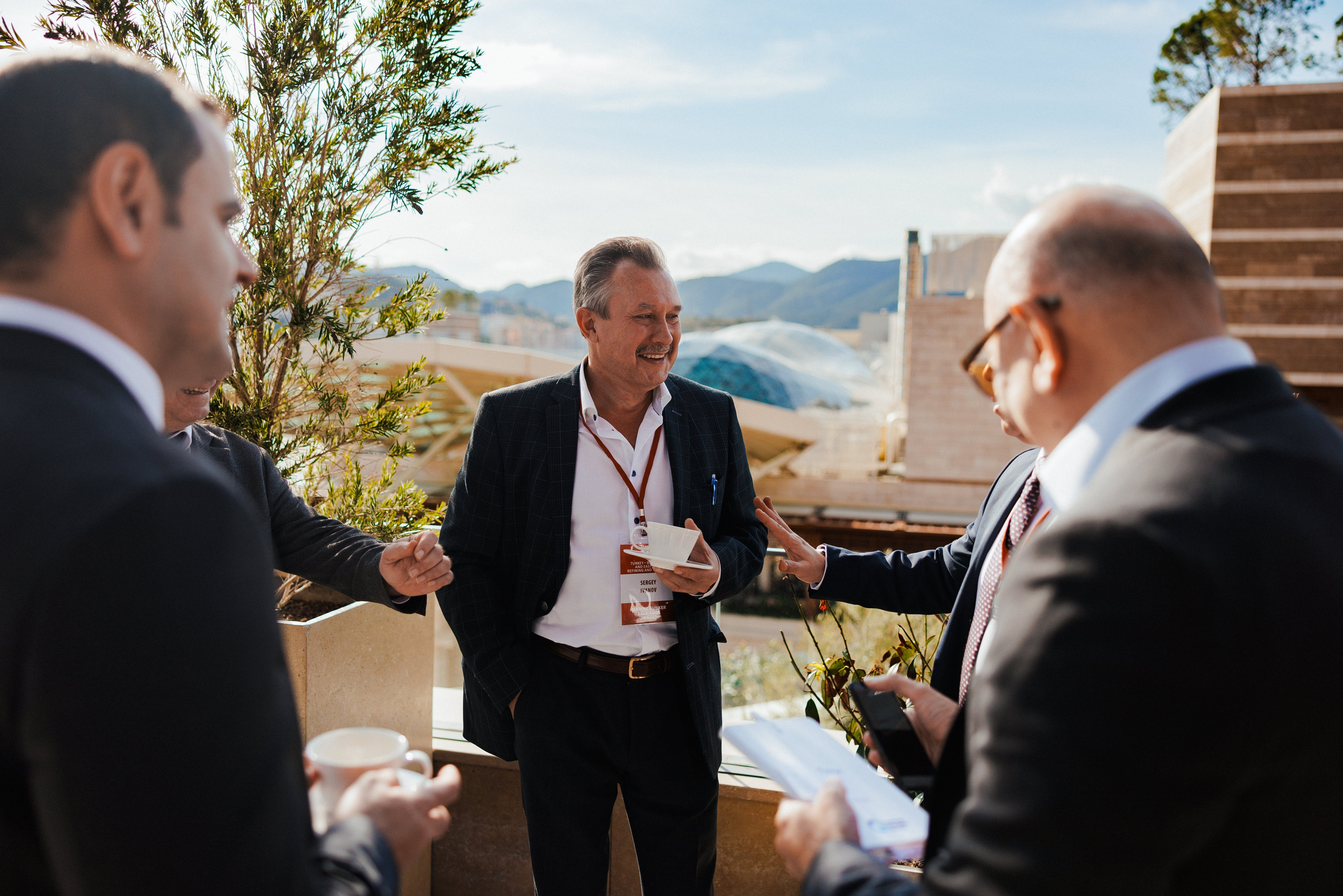 EXECUTIVE RETREAT Izmir Confidence Information Services. Ivan Skufinsky — wedding and family photographer in Vancouver