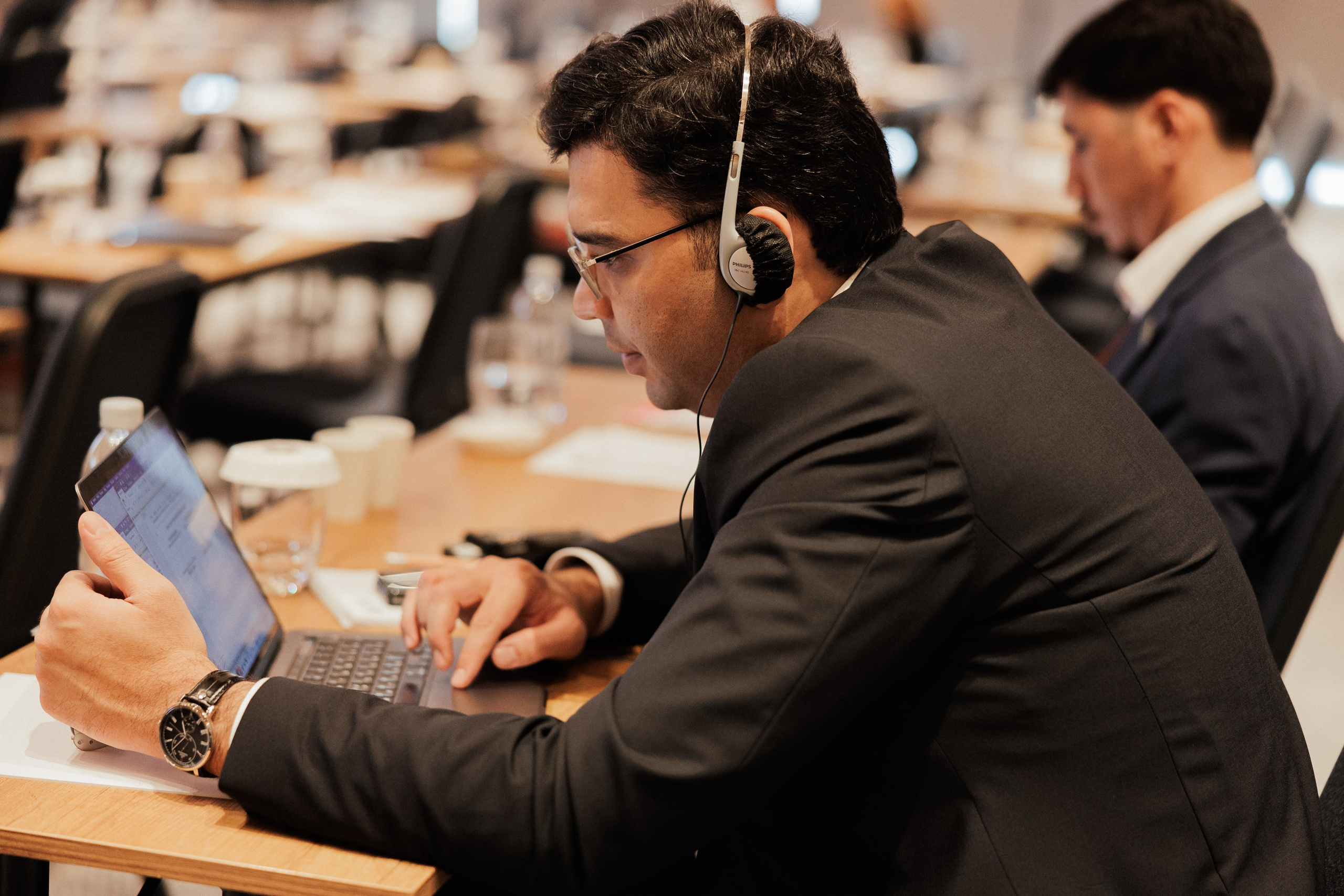 EXECUTIVE RETREAT Izmir Confidence Information Services. Ivan Skufinsky — wedding and family photographer in Vancouver