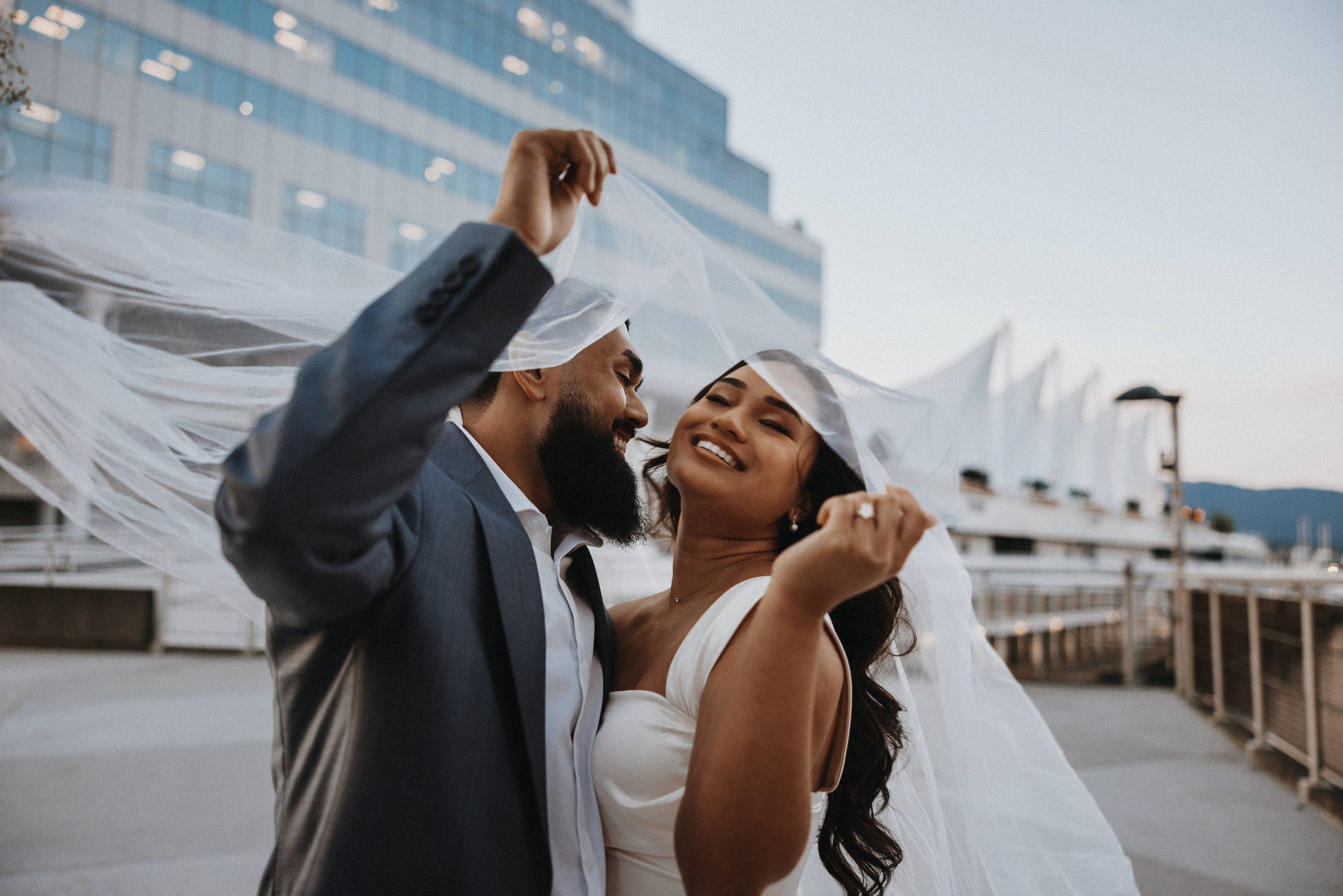 Engagement photographer vancouver. Ivan Skufinsky — wedding and family photographer in Vancouver