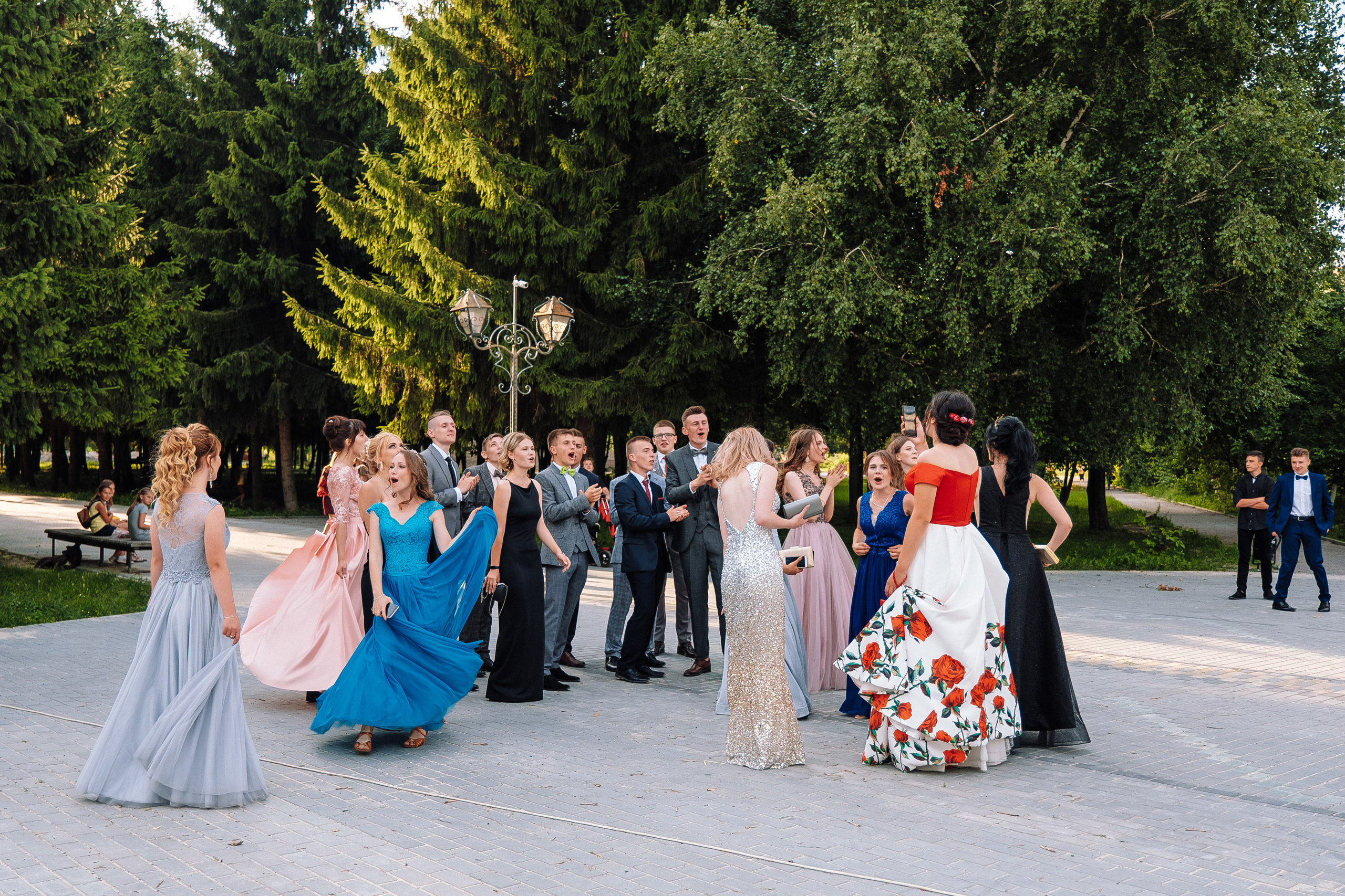 Выпускной школа номер 3. Хмельник. Ivan Skufinsky — wedding and family photographer in Vancouver