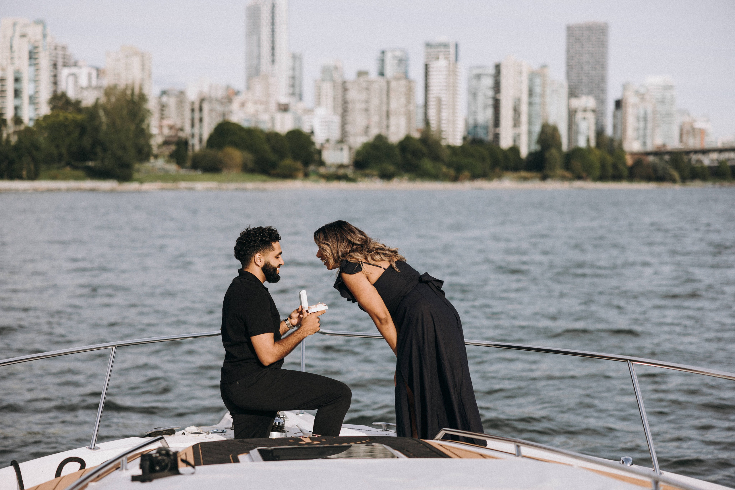 Vancouver Proposal Photographer | Engagement & Yacht Photoshoot. Ivan Skufinsky — wedding and family photographer in Vancouver