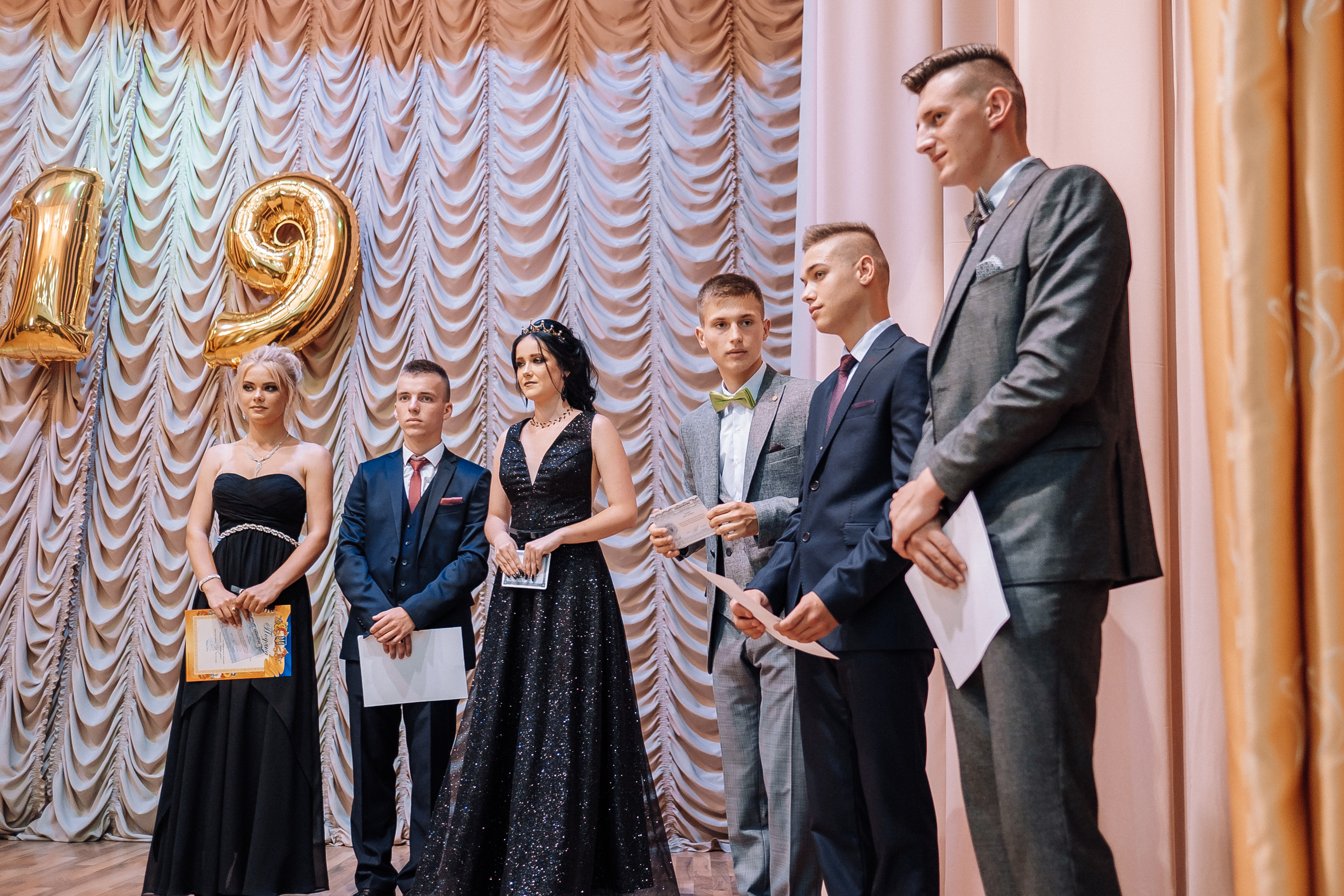 Выпускной школа номер 3. Хмельник. Ivan Skufinsky — wedding and family photographer in Vancouver