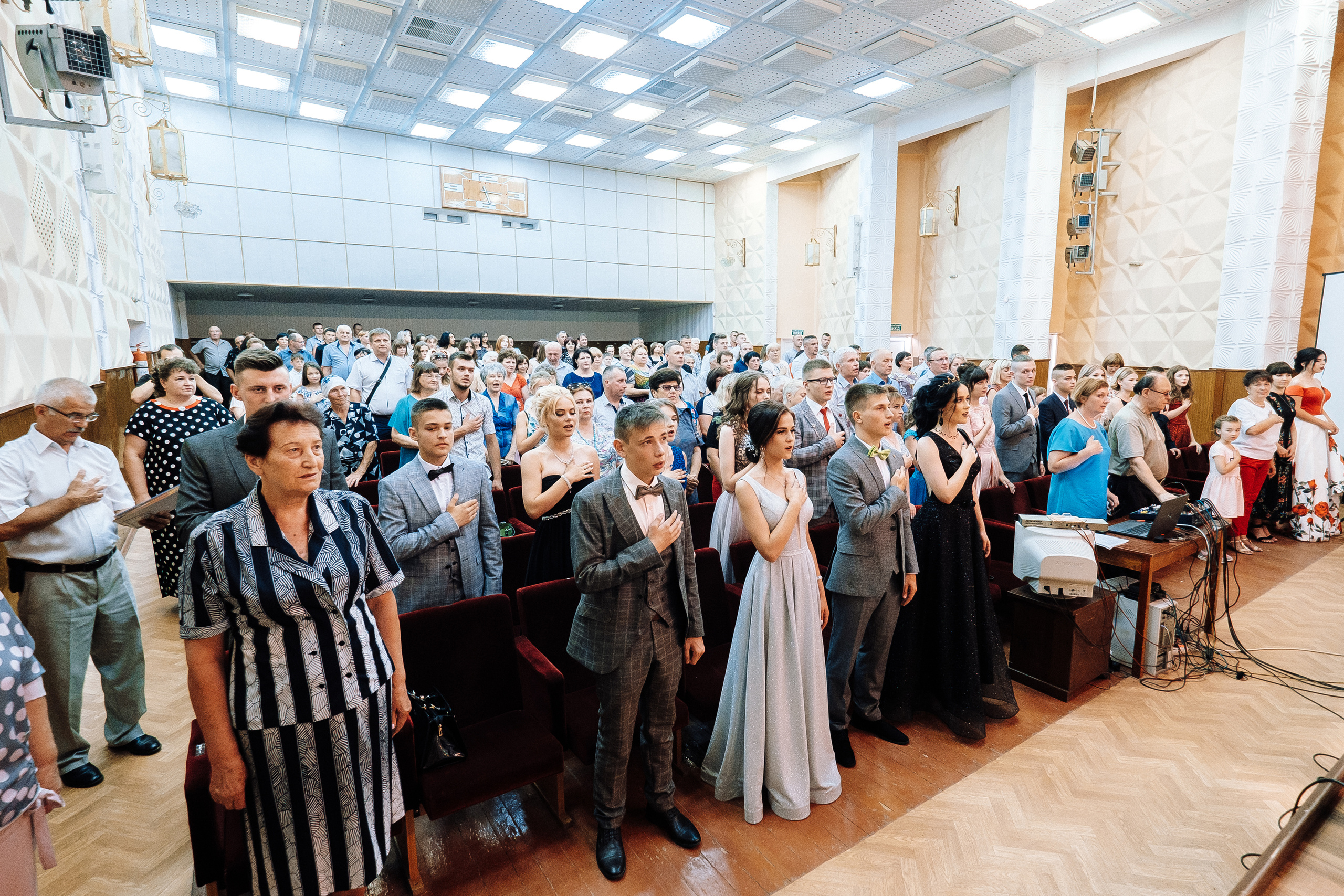 Выпускной школа номер 3. Хмельник. Ivan Skufinsky — wedding and family photographer in Vancouver