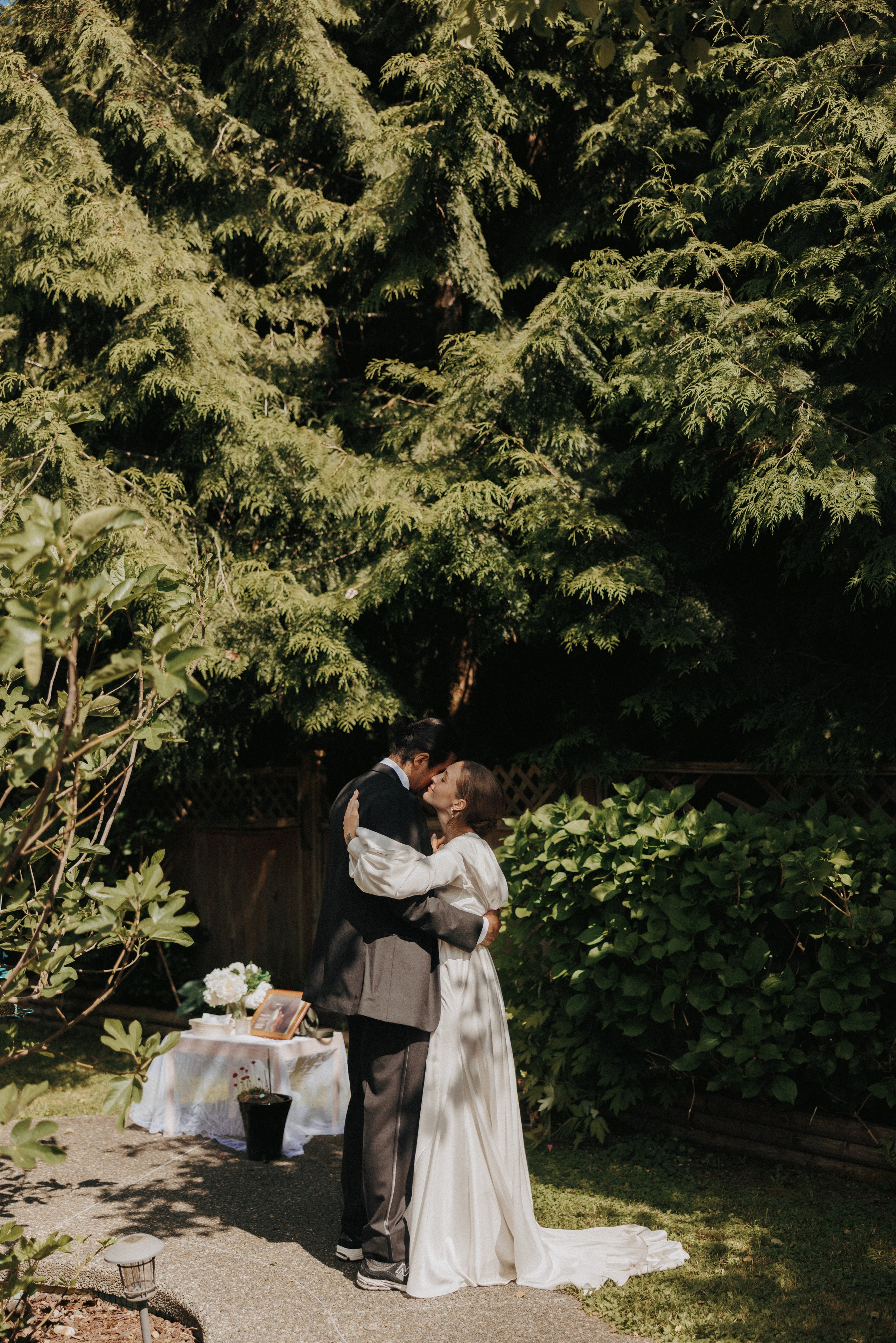 Michael & Caitlyn. Ivan Skufinsky — wedding and family photographer in Vancouver