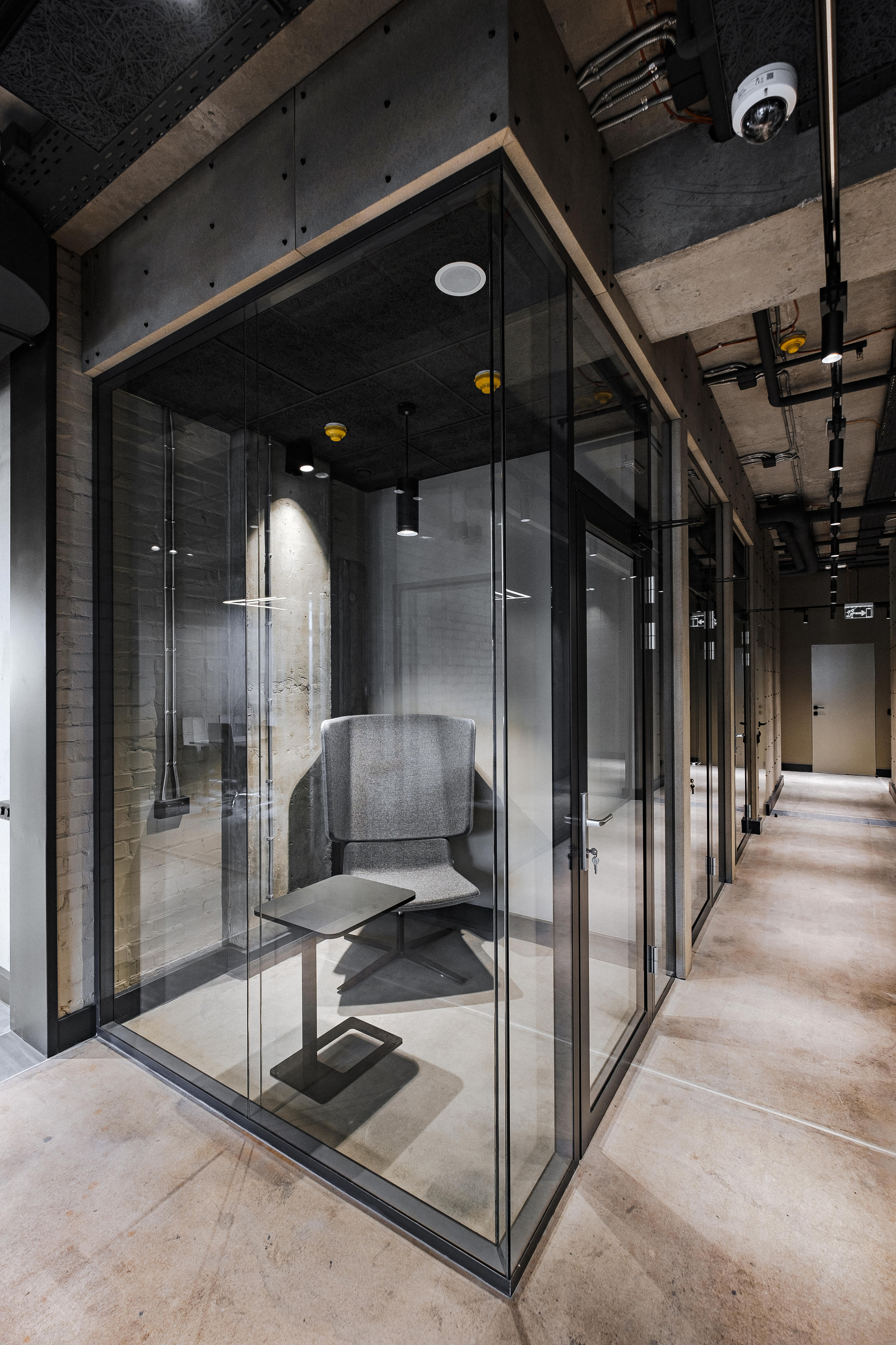 МACNAVI. Ivan Skufinsky — wedding and family photographer in Vancouver