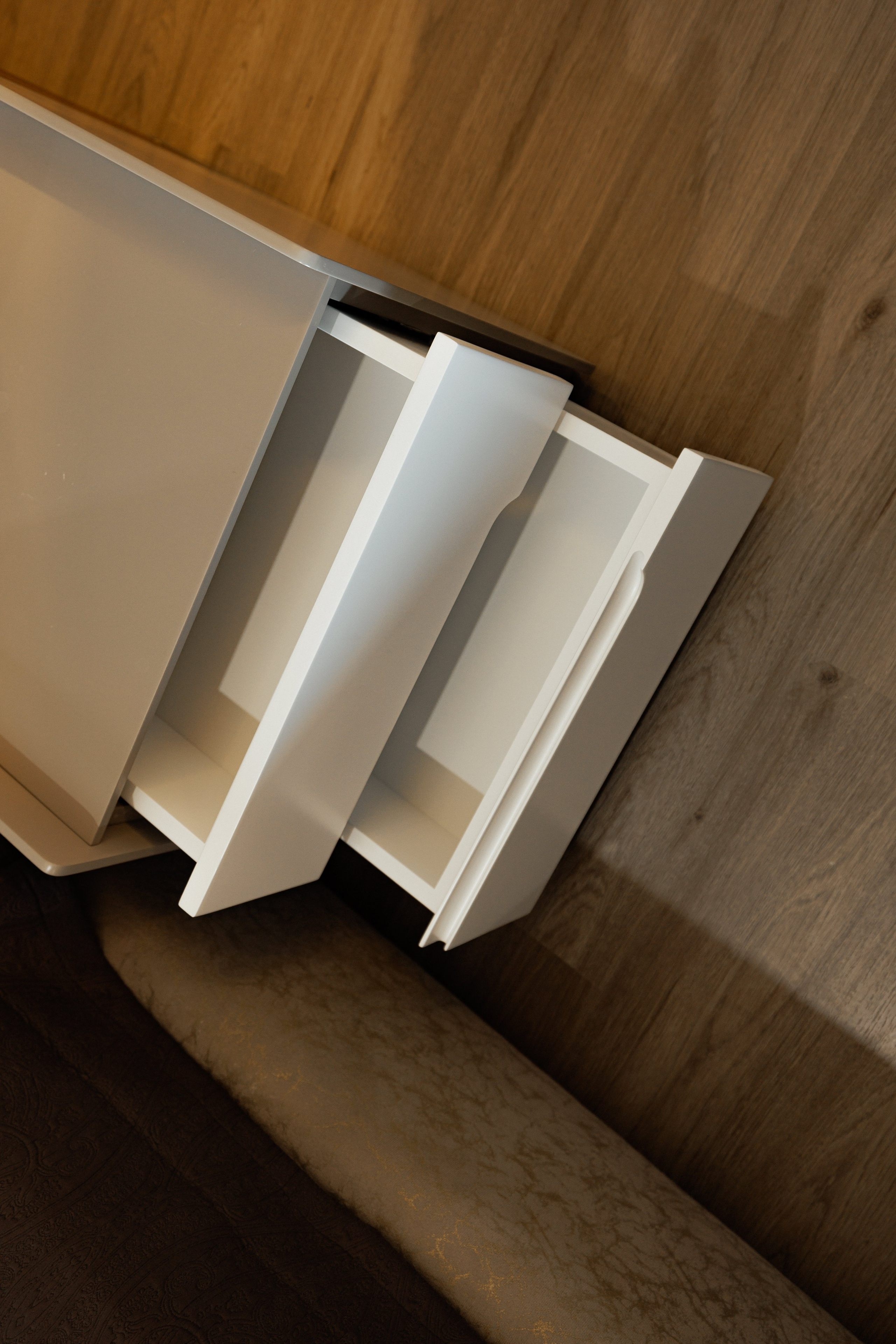 Real estate photographer in Vancouver Burnaby Richmond. Ivan Skufinsky — wedding and family photographer in Vancouver