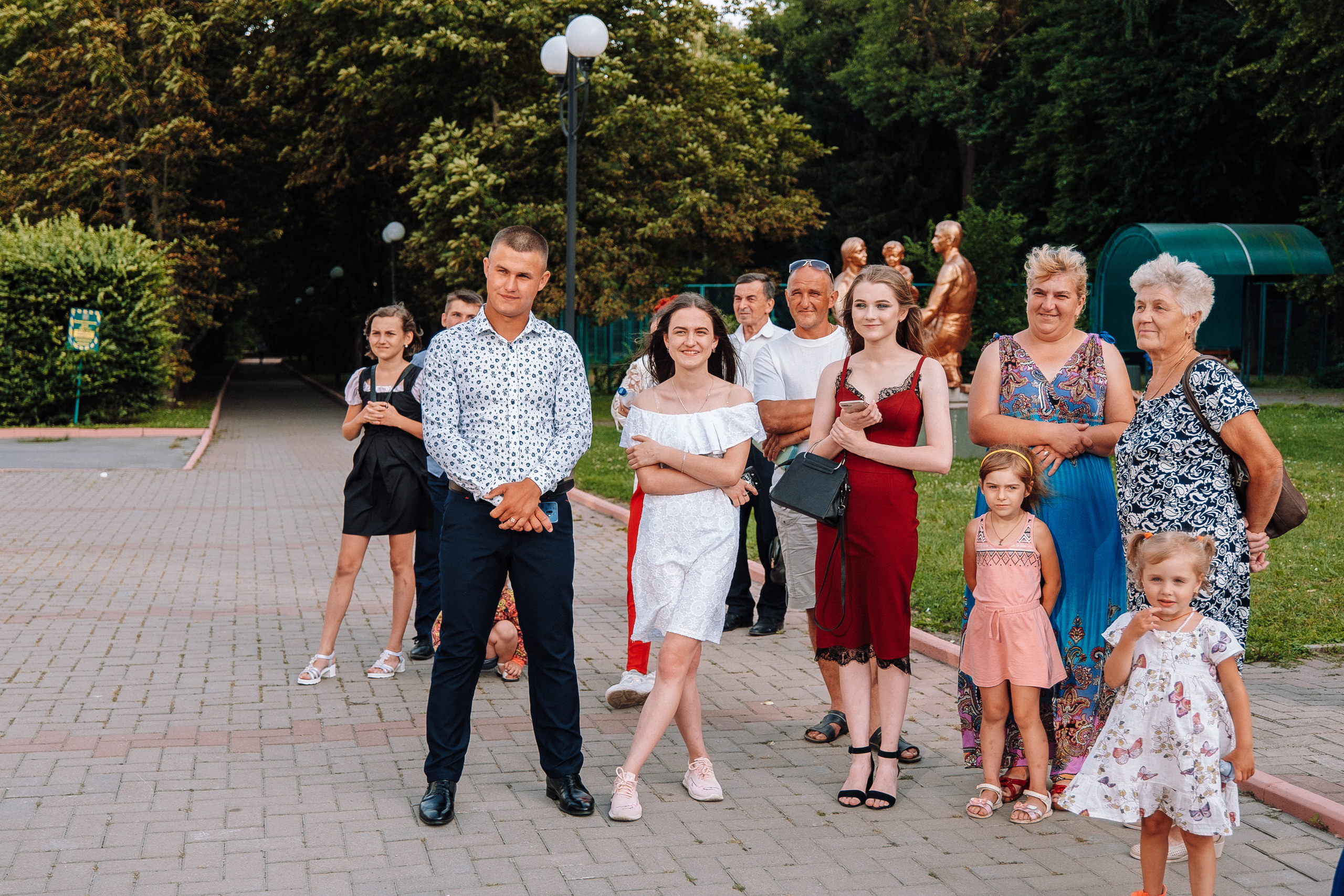 Выпускной школа номер 3. Хмельник. Ivan Skufinsky — wedding and family photographer in Vancouver