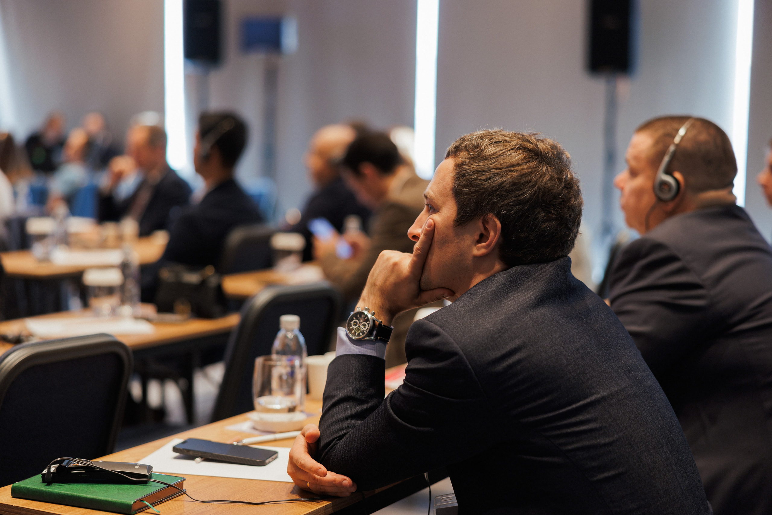 EXECUTIVE RETREAT Izmir Confidence Information Services. Ivan Skufinsky — wedding and family photographer in Vancouver