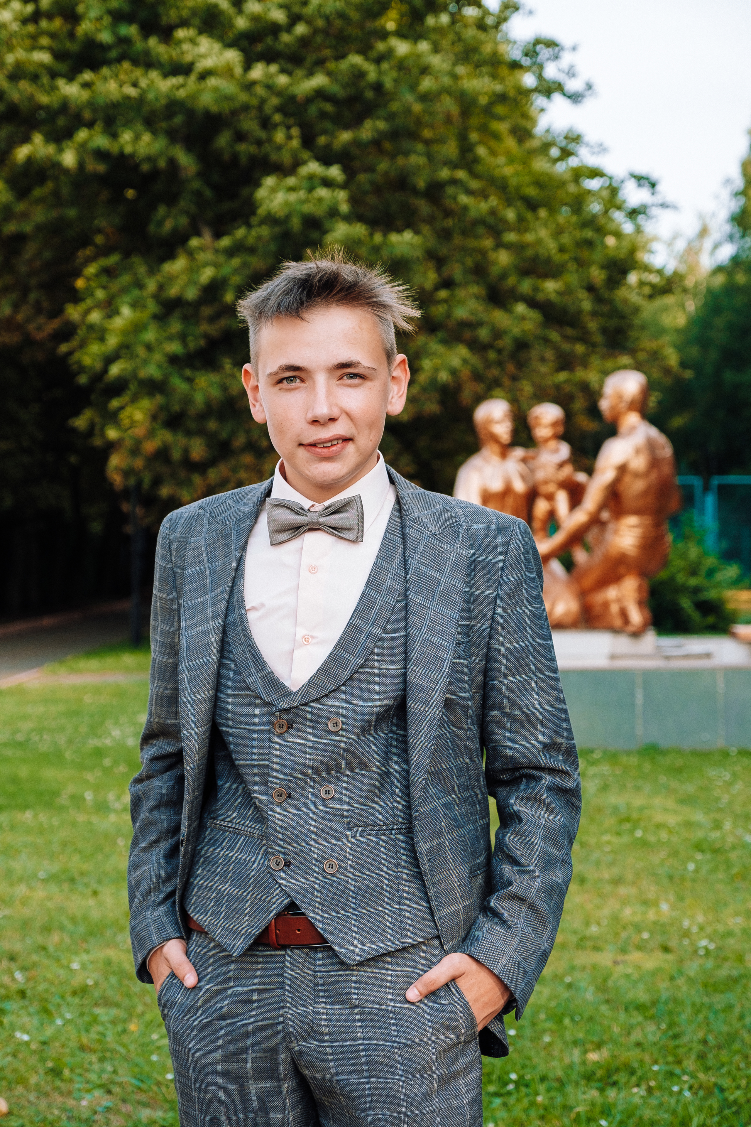 Выпускной школа номер 3. Хмельник. Ivan Skufinsky — wedding and family photographer in Vancouver