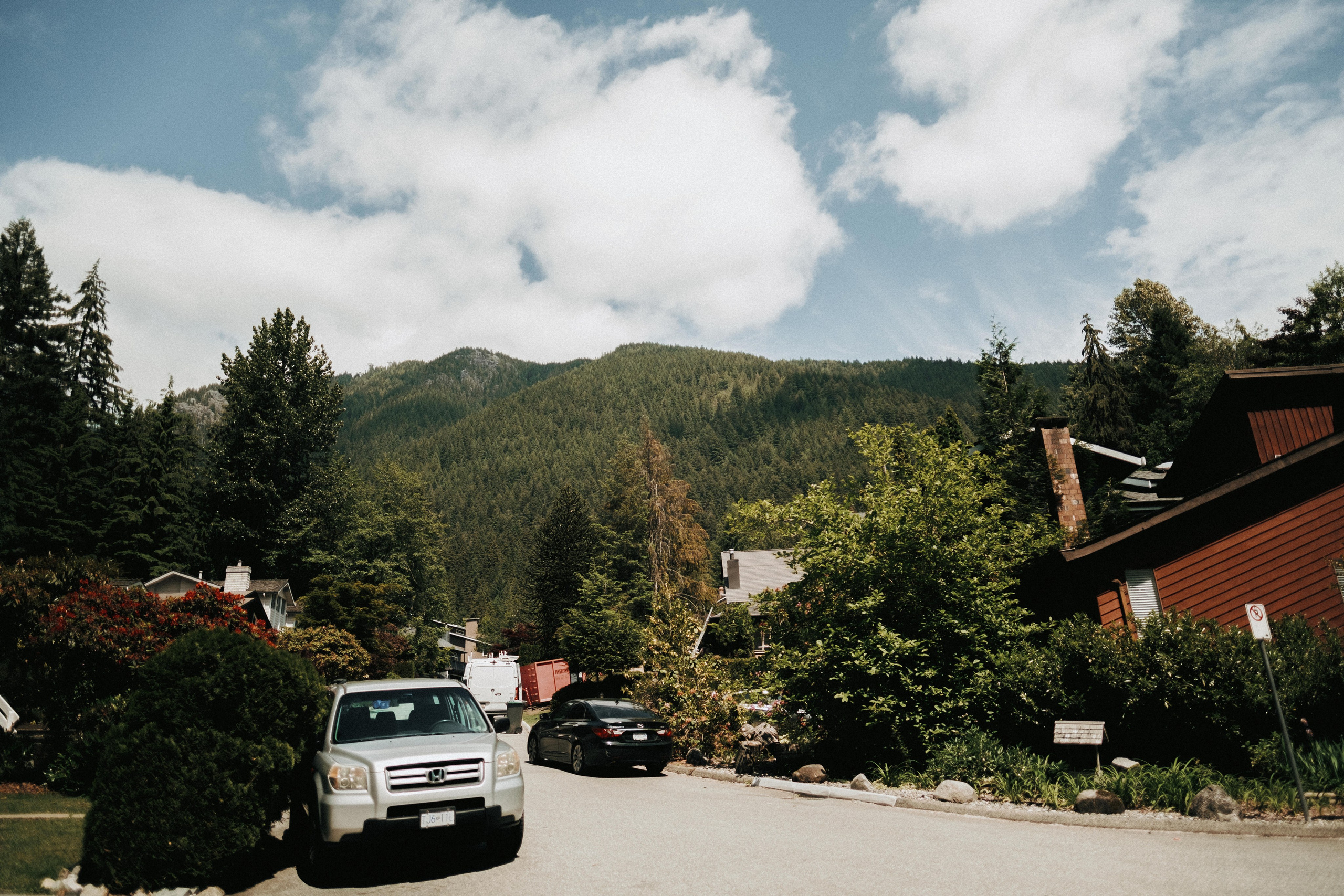 Michael & Caitlyn. Ivan Skufinsky — wedding and family photographer in Vancouver