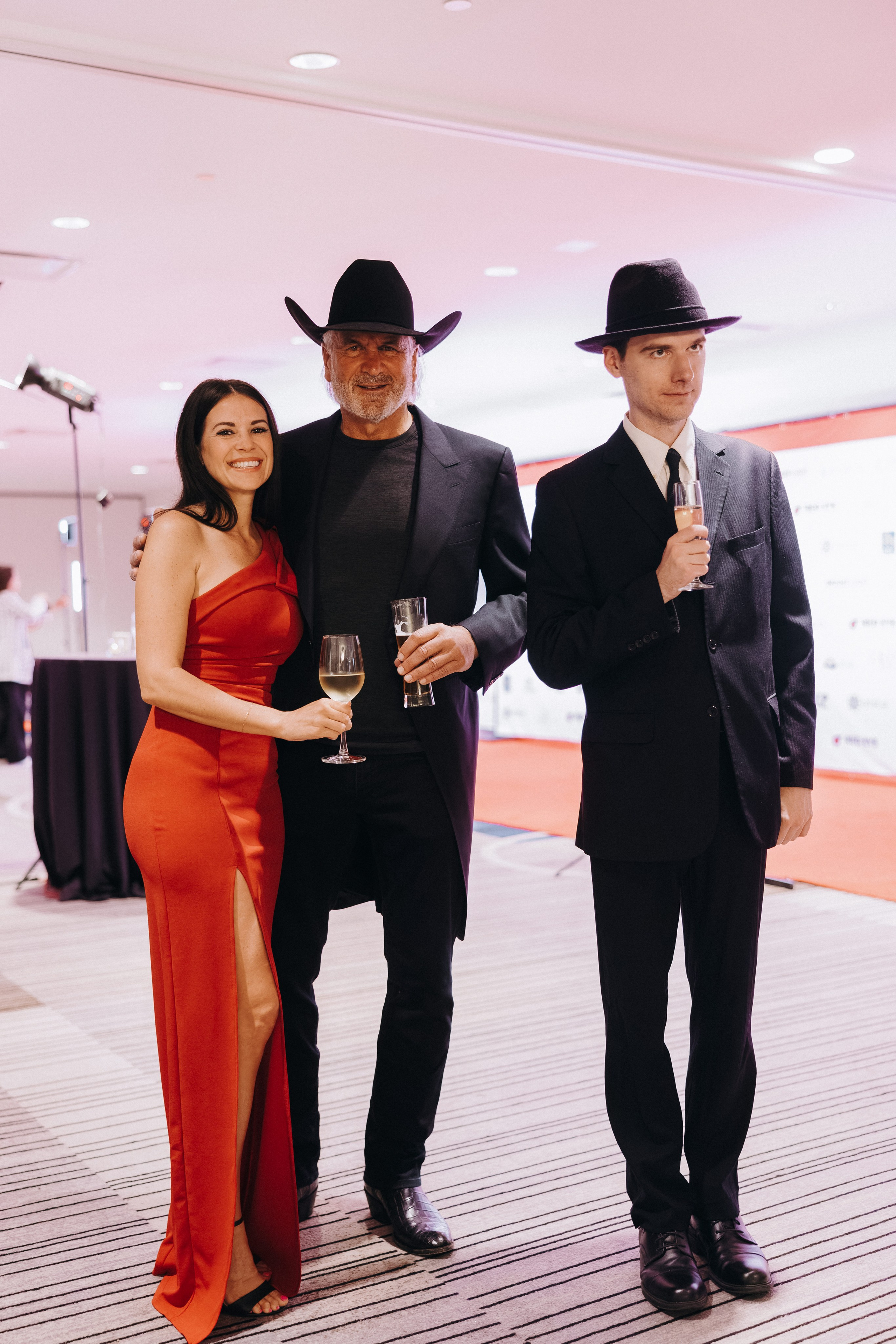 Event photographer in Vancouver Burnaby BC. Ivan Skufinsky — wedding and family photographer in Vancouver