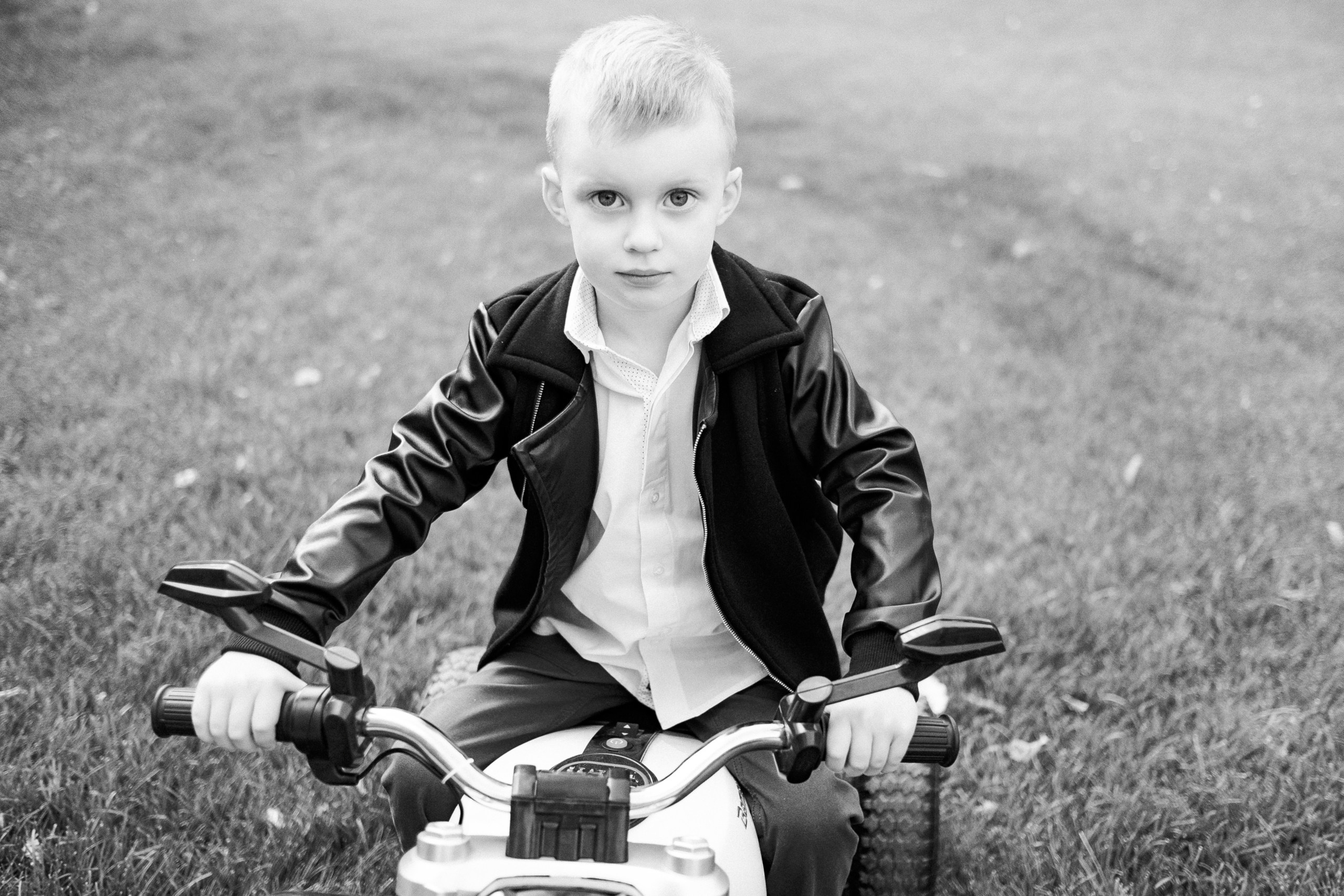 Версаль. Назару 1 рік =). Ivan Skufinsky — wedding and family photographer in Vancouver