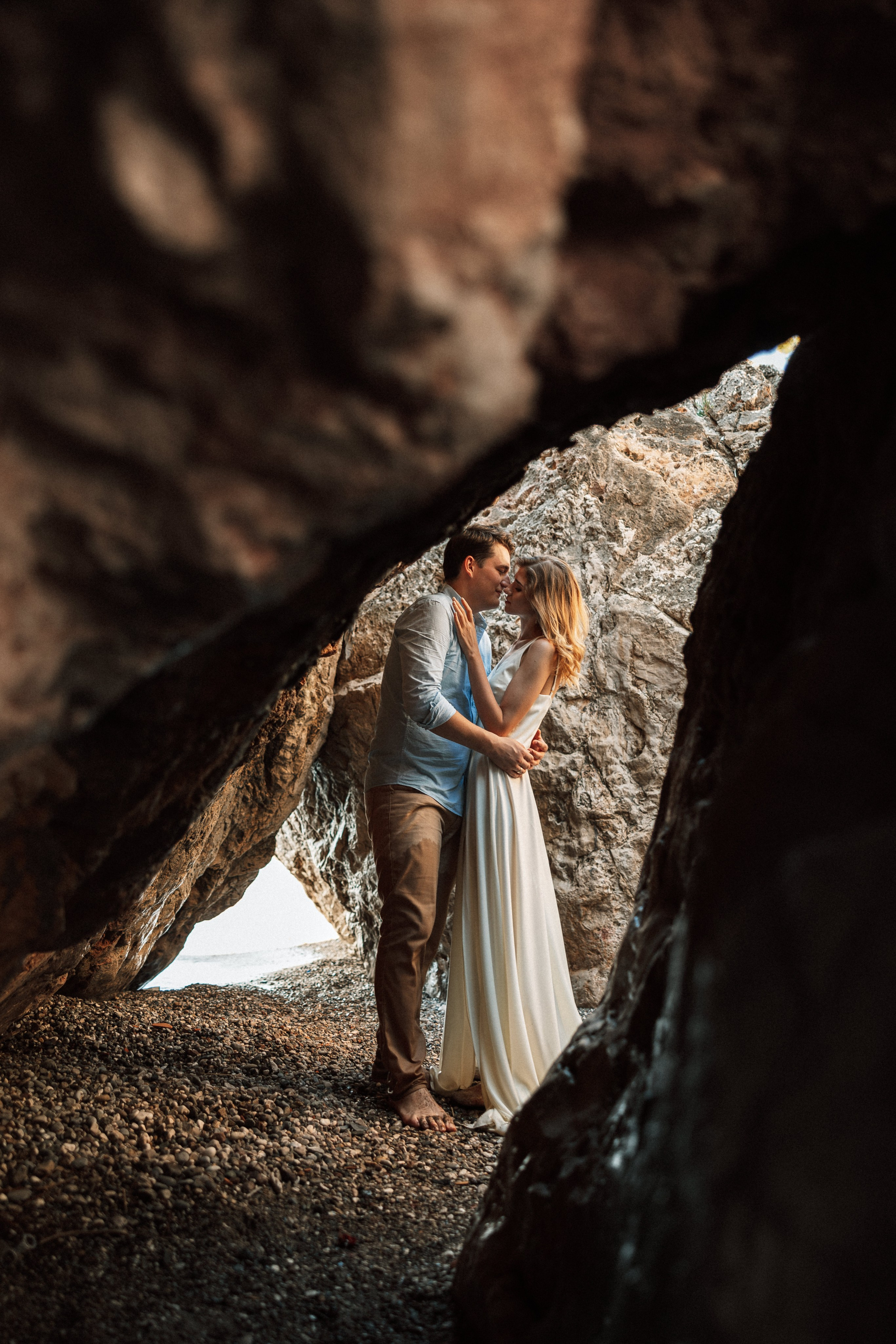 Couples photographer in Vancouver BC. Ivan Skufinsky — wedding and family photographer in Vancouver