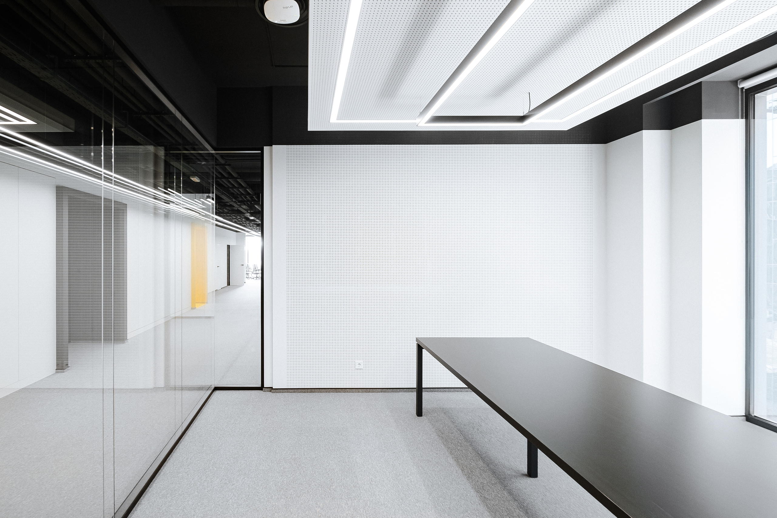 Interior photography and videography in Vancouver, BC, Richmond. Ivan Skufinsky — wedding and family photographer in Vancouver