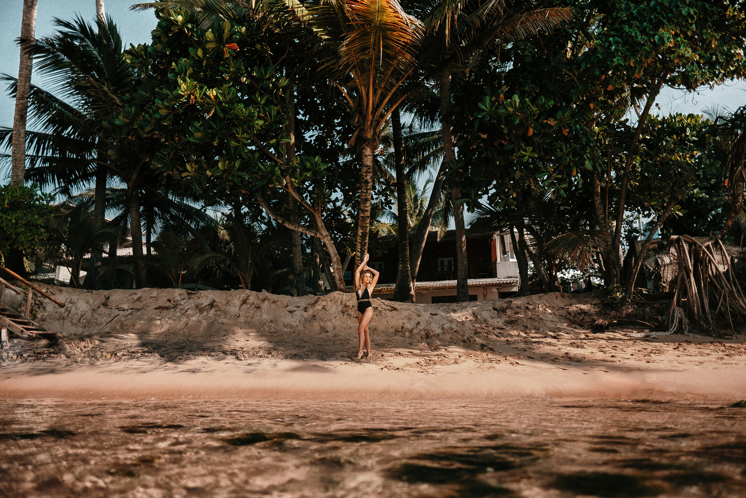 Sasha+Sasha+Liza Unavatuna. Ivan Skufinsky — wedding and family photographer in Vancouver