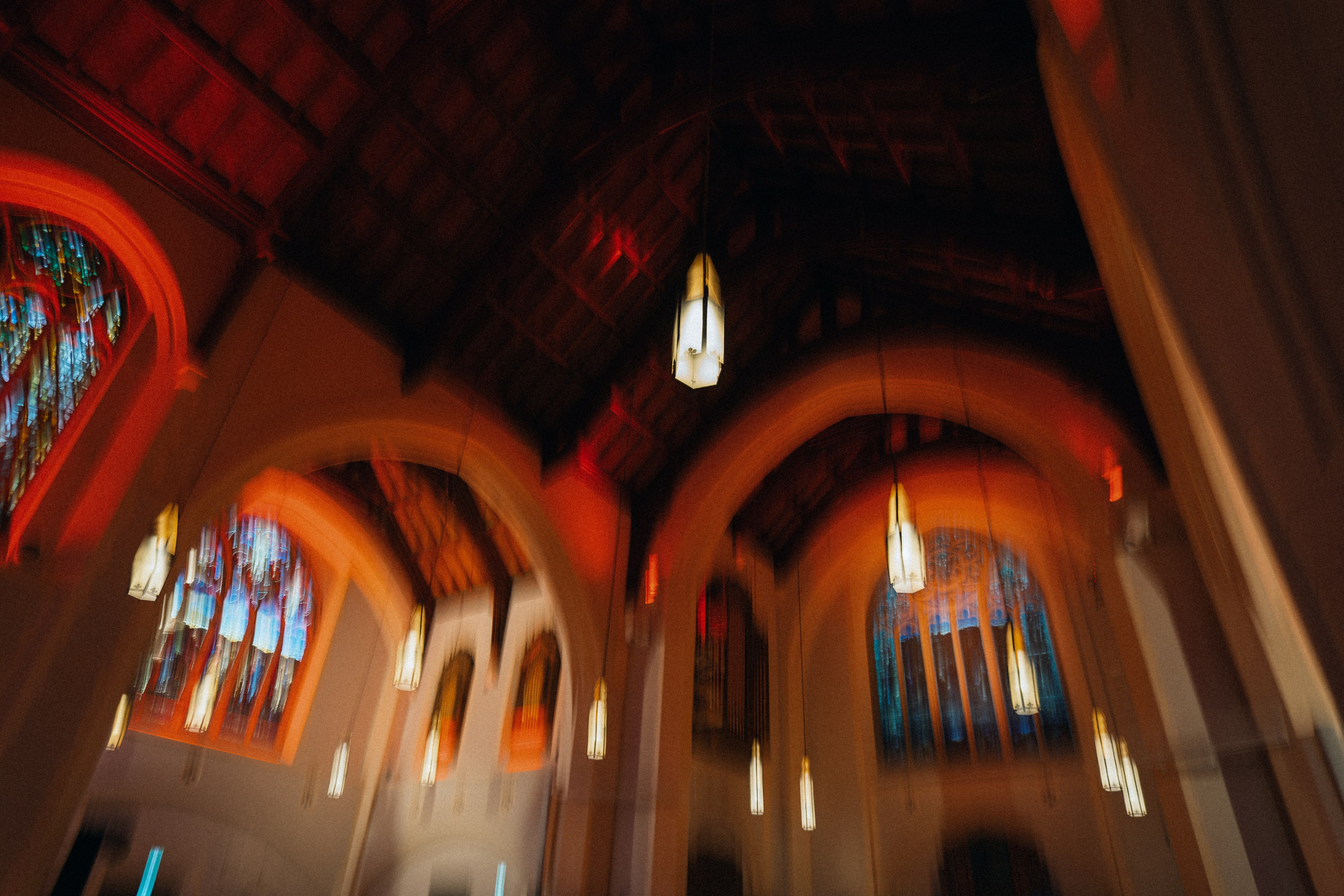 Live concert photography from Vivienne Mort in Vancouver 2025. Ivan Skufinsky — wedding and family photographer in Vancouver