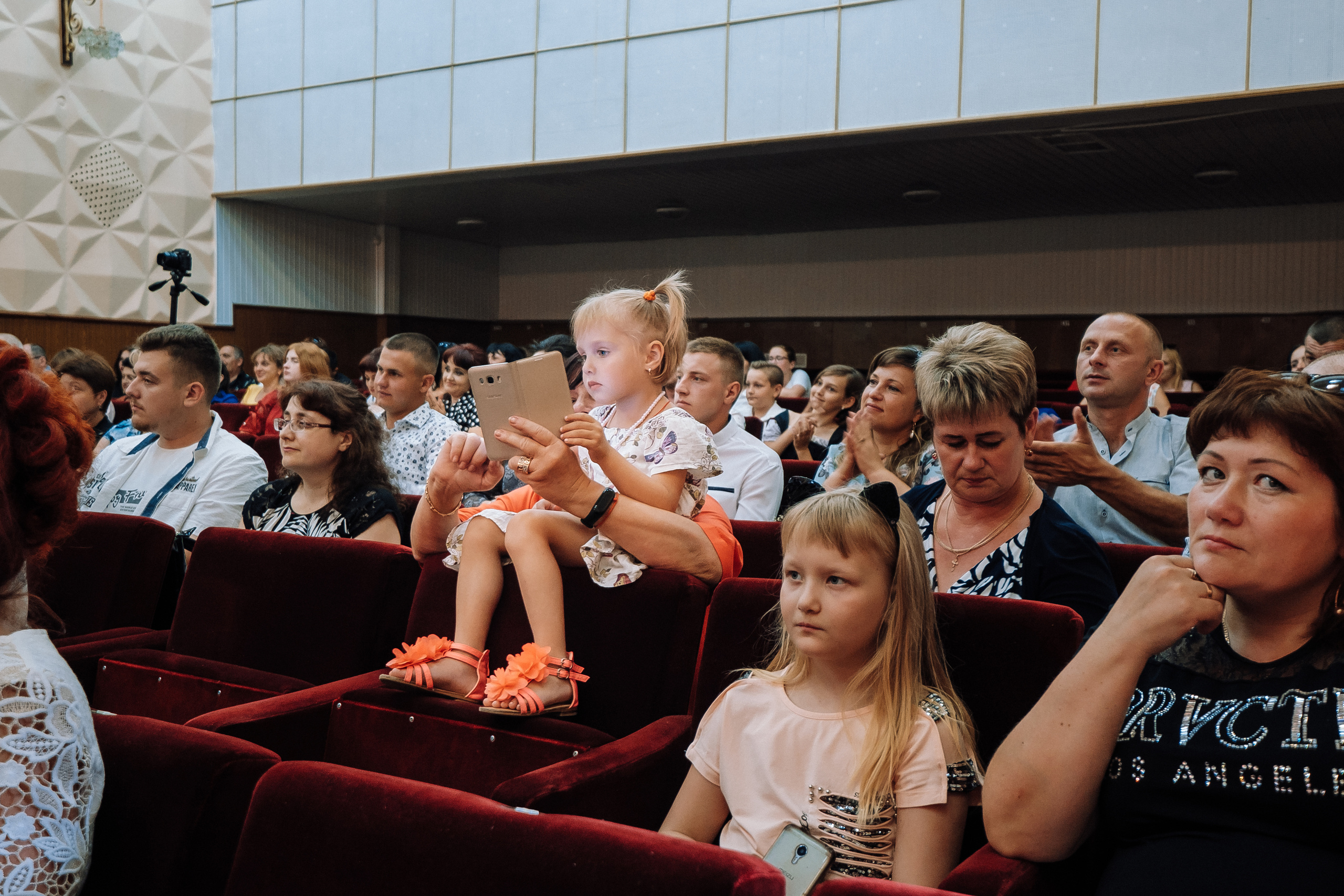 Выпускной школа номер 3. Хмельник. Ivan Skufinsky — wedding and family photographer in Vancouver