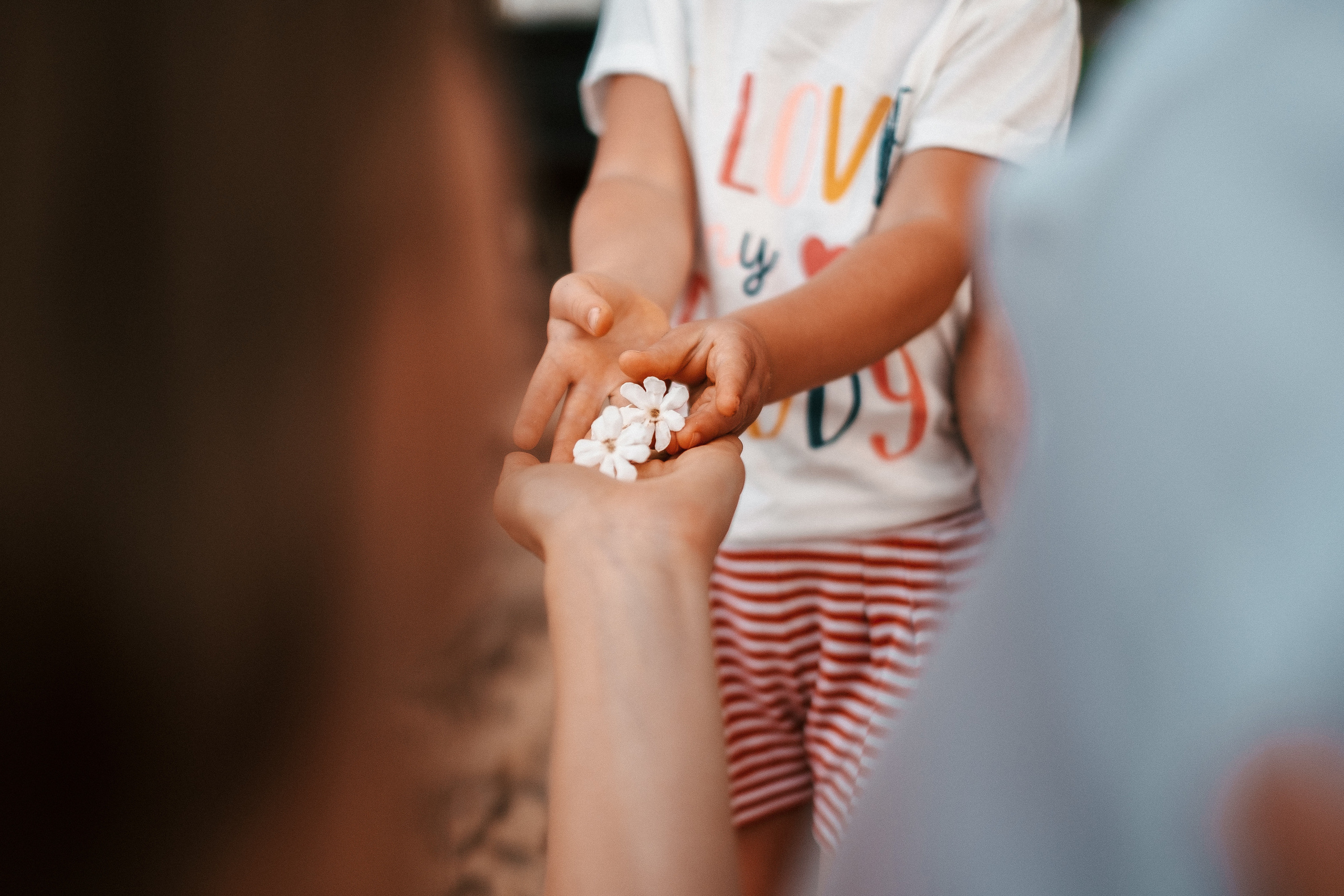 Gena+Katya+Liza Dalavella beach. Ivan Skufinsky — wedding and family photographer in Vancouver