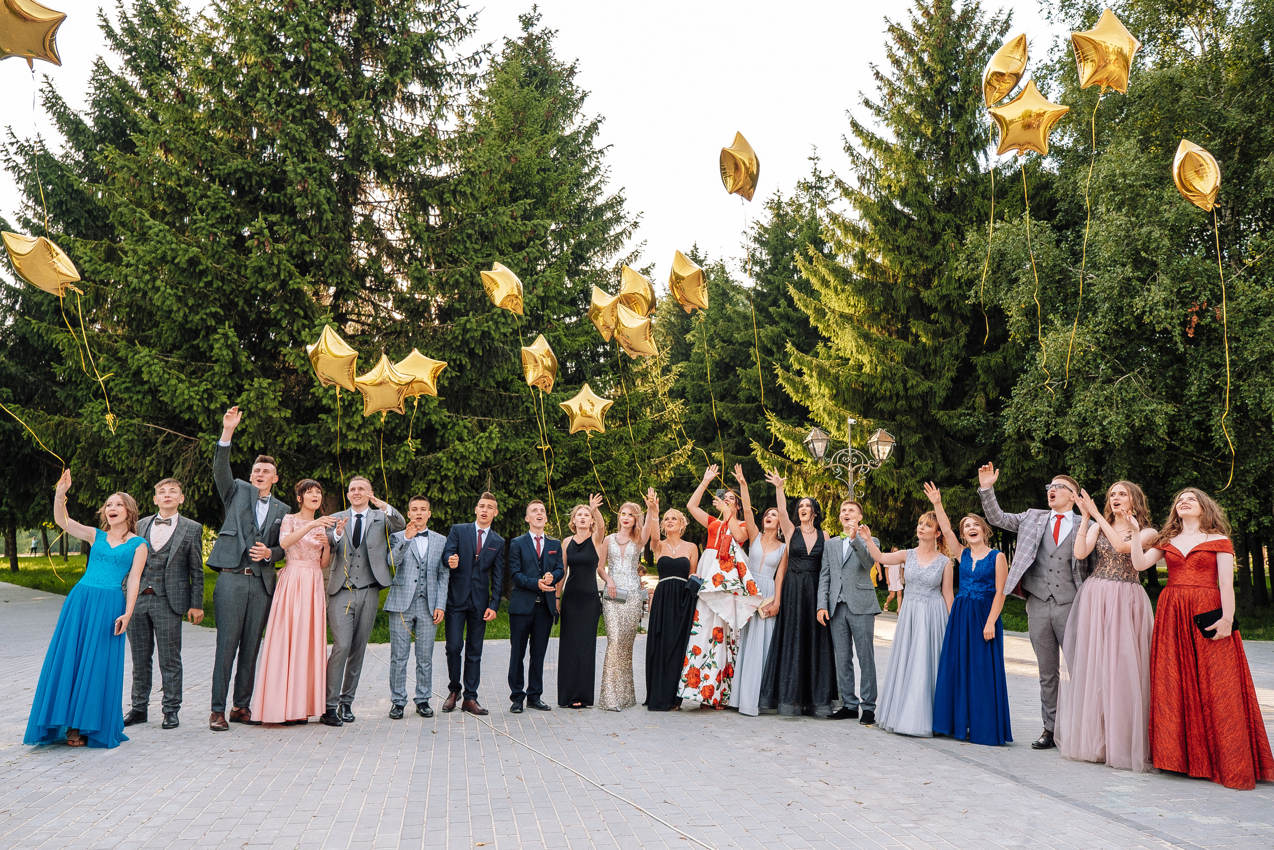 Выпускной школа номер 3. Хмельник. Ivan Skufinsky — wedding and family photographer in Vancouver