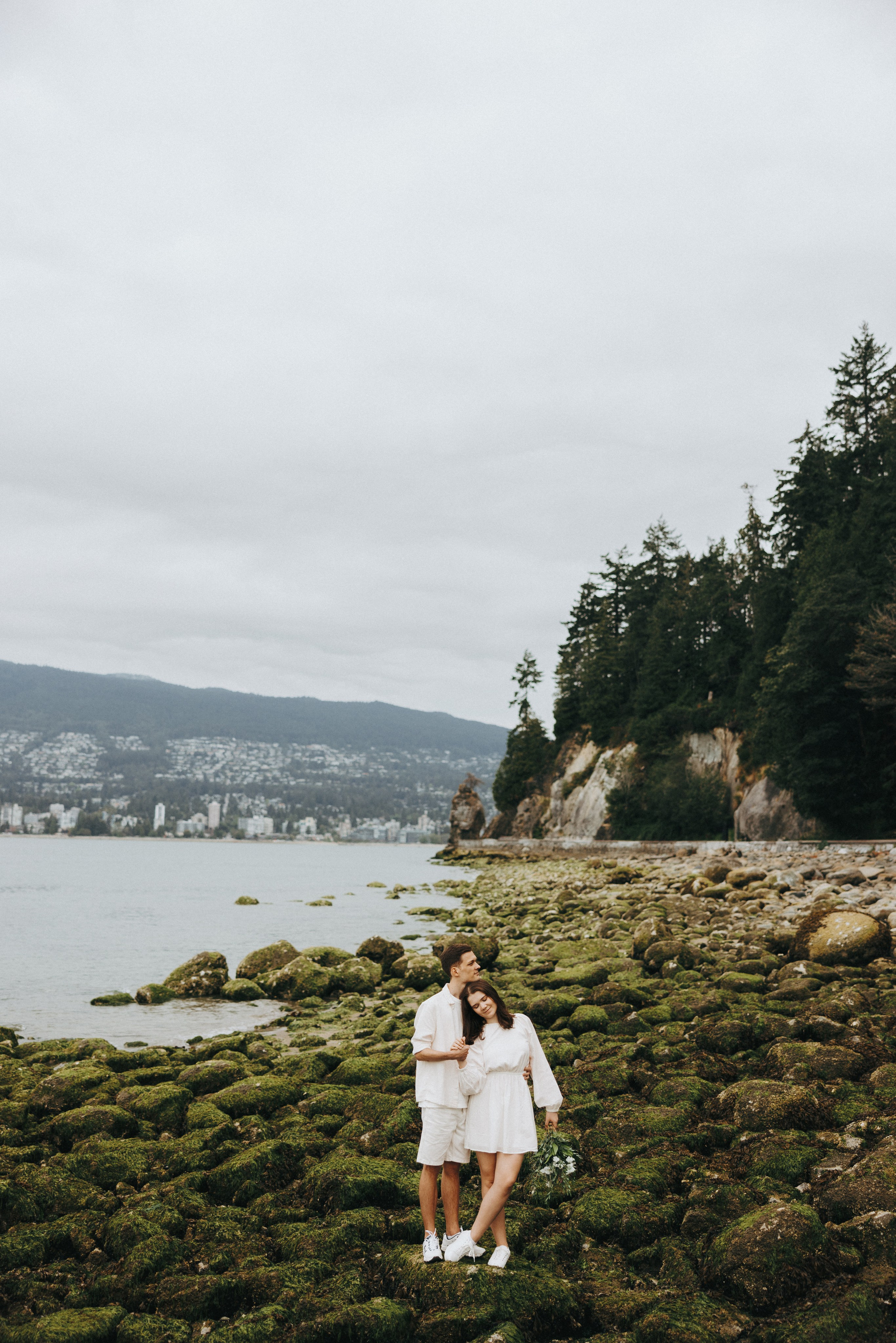 Vancouver love story. Ivan Skufinsky — wedding and family photographer in Vancouver
