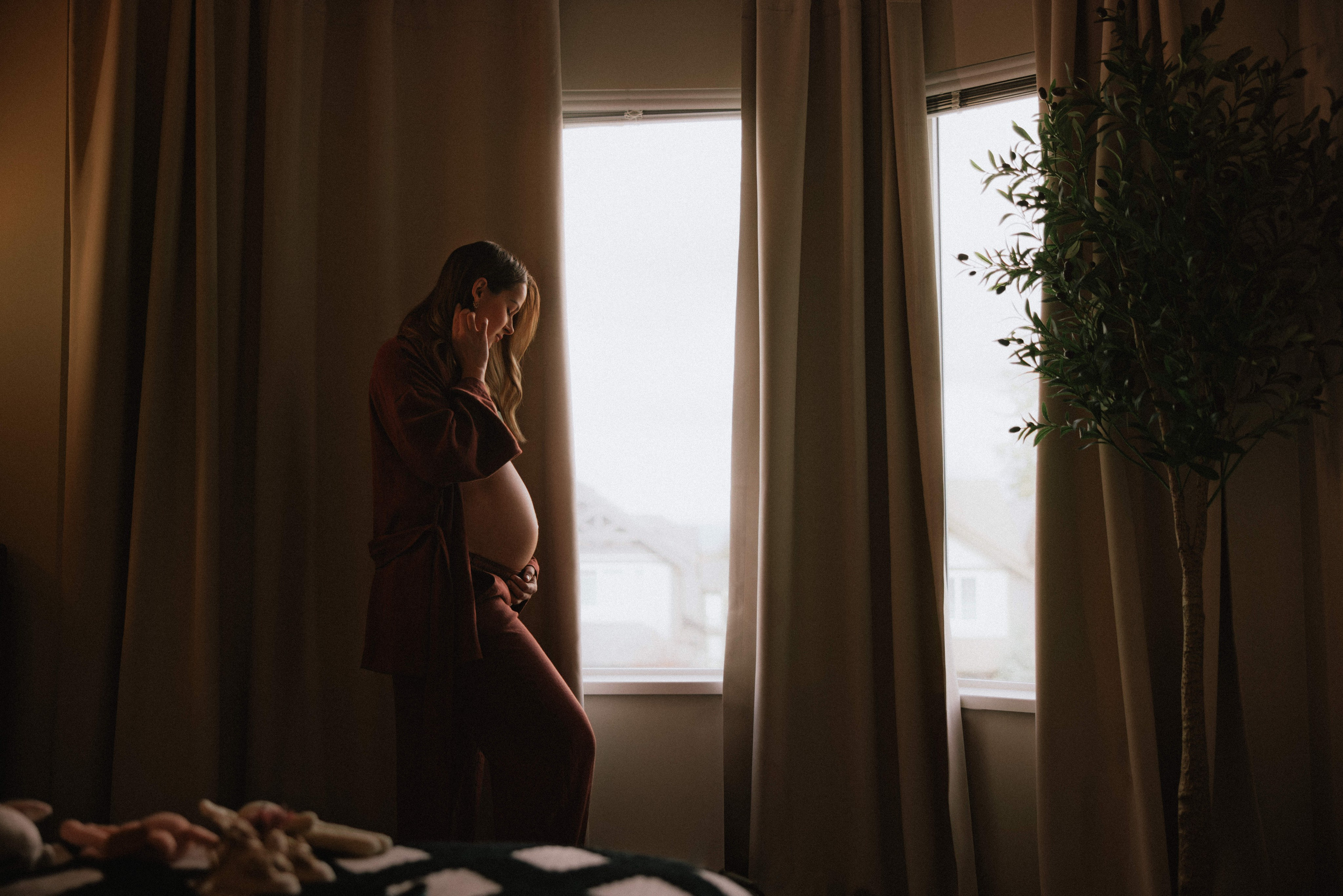 Pregnancy Home Story Vancouver. Ivan Skufinsky — wedding and family photographer in Vancouver