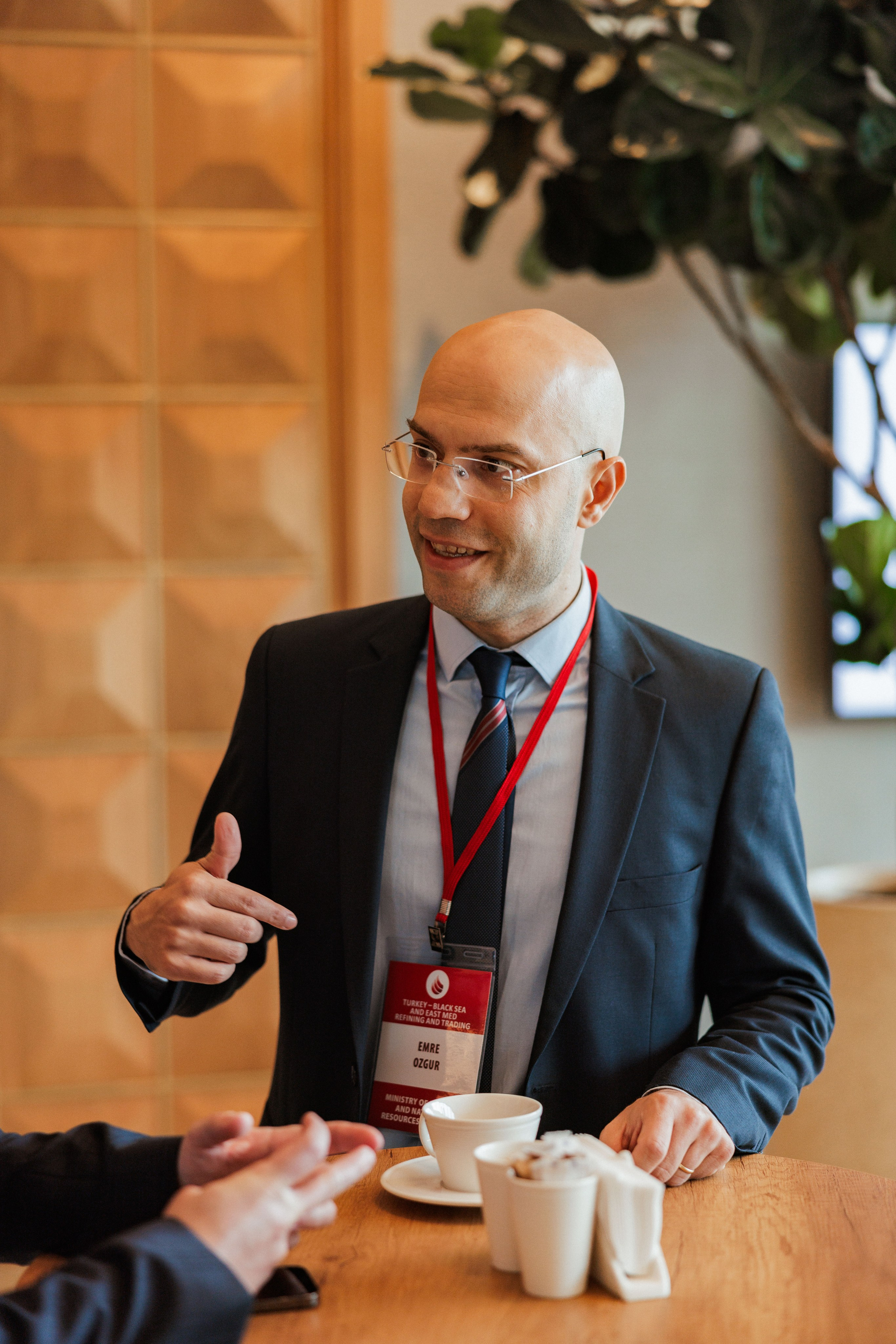 EXECUTIVE RETREAT Izmir Confidence Information Services. Ivan Skufinsky — wedding and family photographer in Vancouver