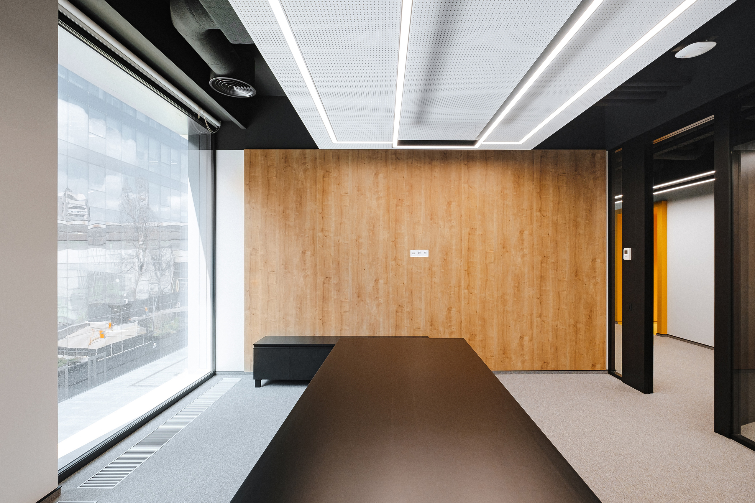 Interior photography and videography in Vancouver, BC, Richmond. Ivan Skufinsky — wedding and family photographer in Vancouver