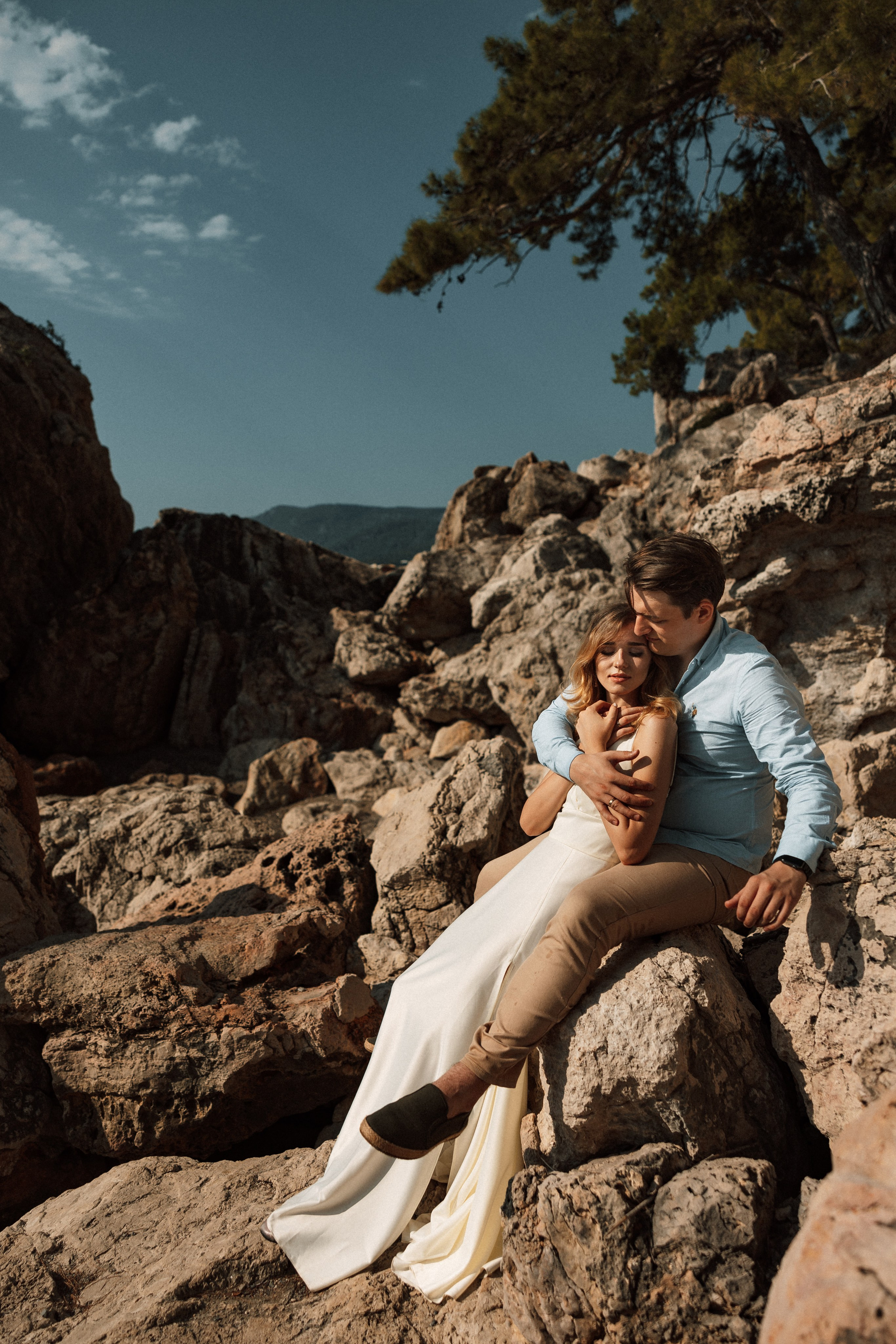 Couples photographer in Vancouver BC. Ivan Skufinsky — wedding and family photographer in Vancouver