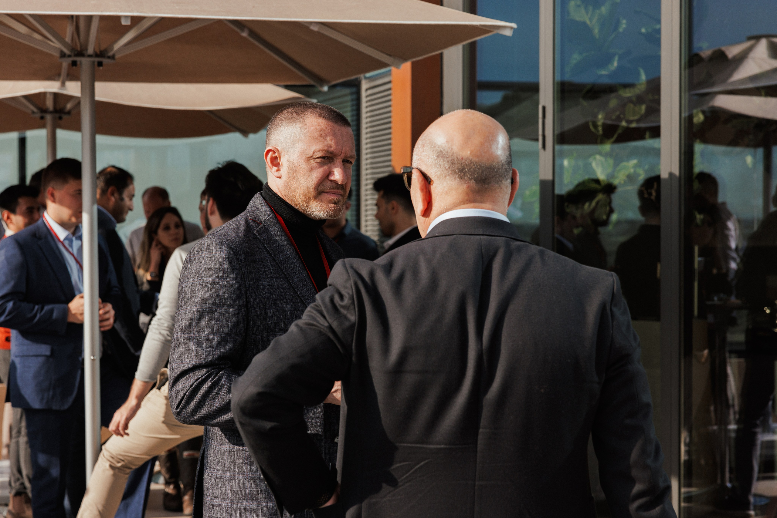 EXECUTIVE RETREAT Izmir Confidence Information Services. Ivan Skufinsky — wedding and family photographer in Vancouver