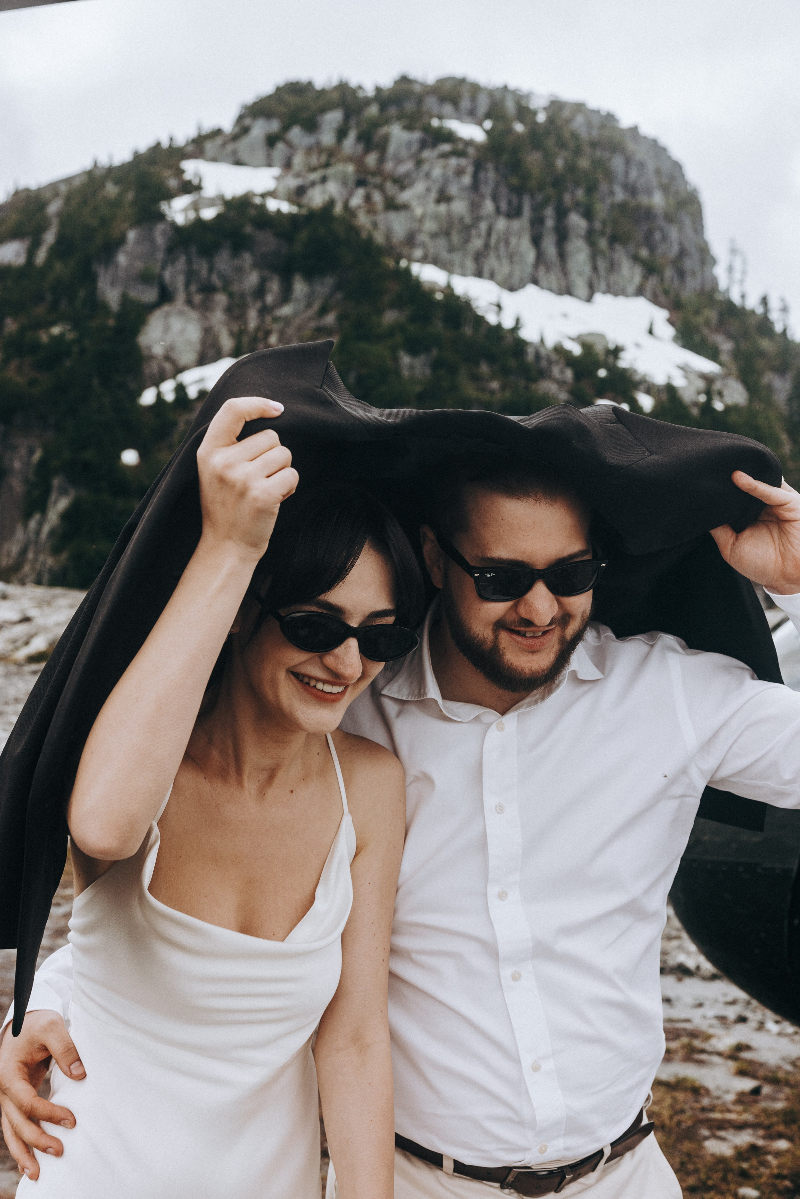 Sky-High Love: Stunning Vancouver Mountain Wedding Shoot by Helicopter. Ivan Skufinsky — wedding and family photographer in Vancouver
