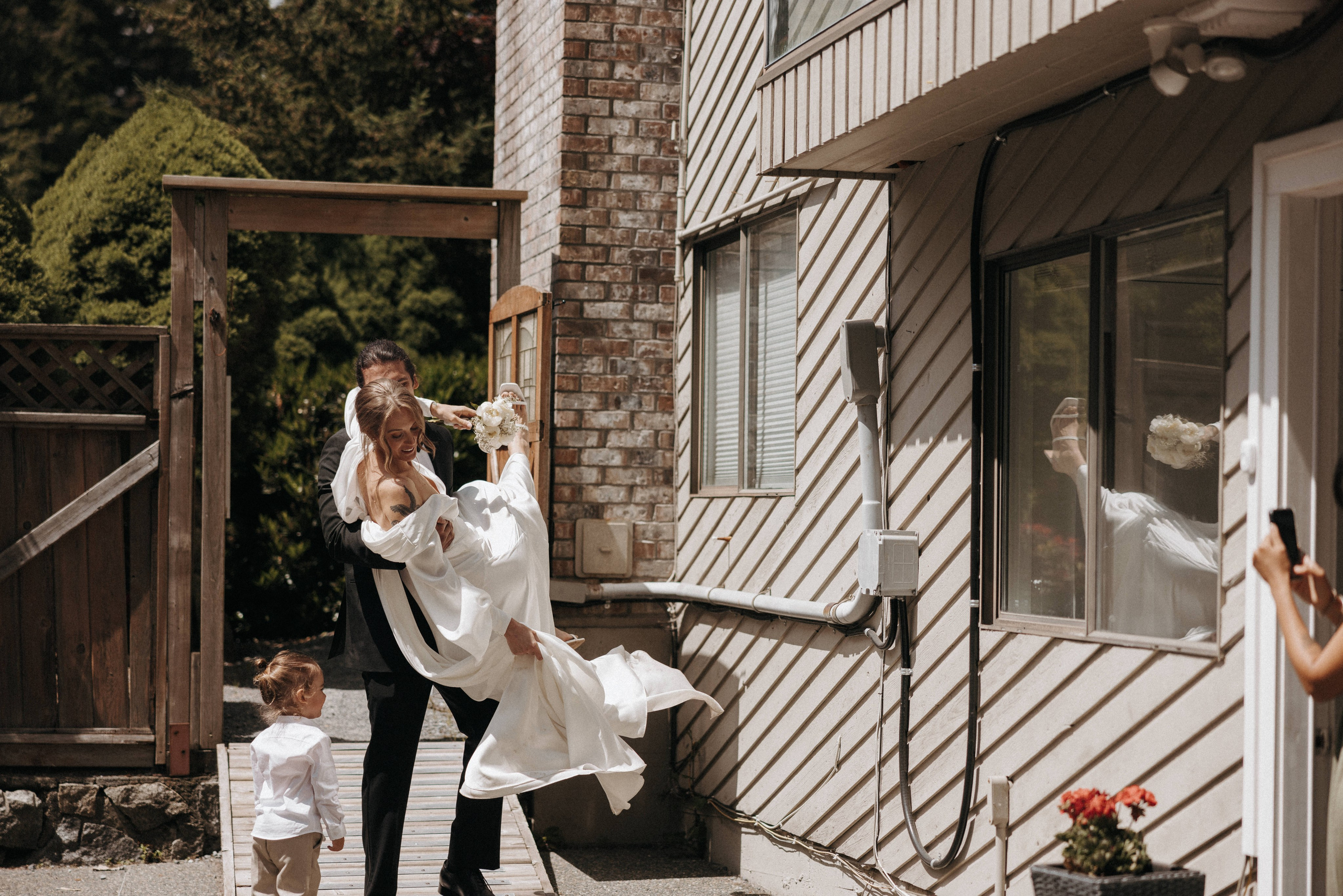 Michael & Caitlyn. Ivan Skufinsky — wedding and family photographer in Vancouver