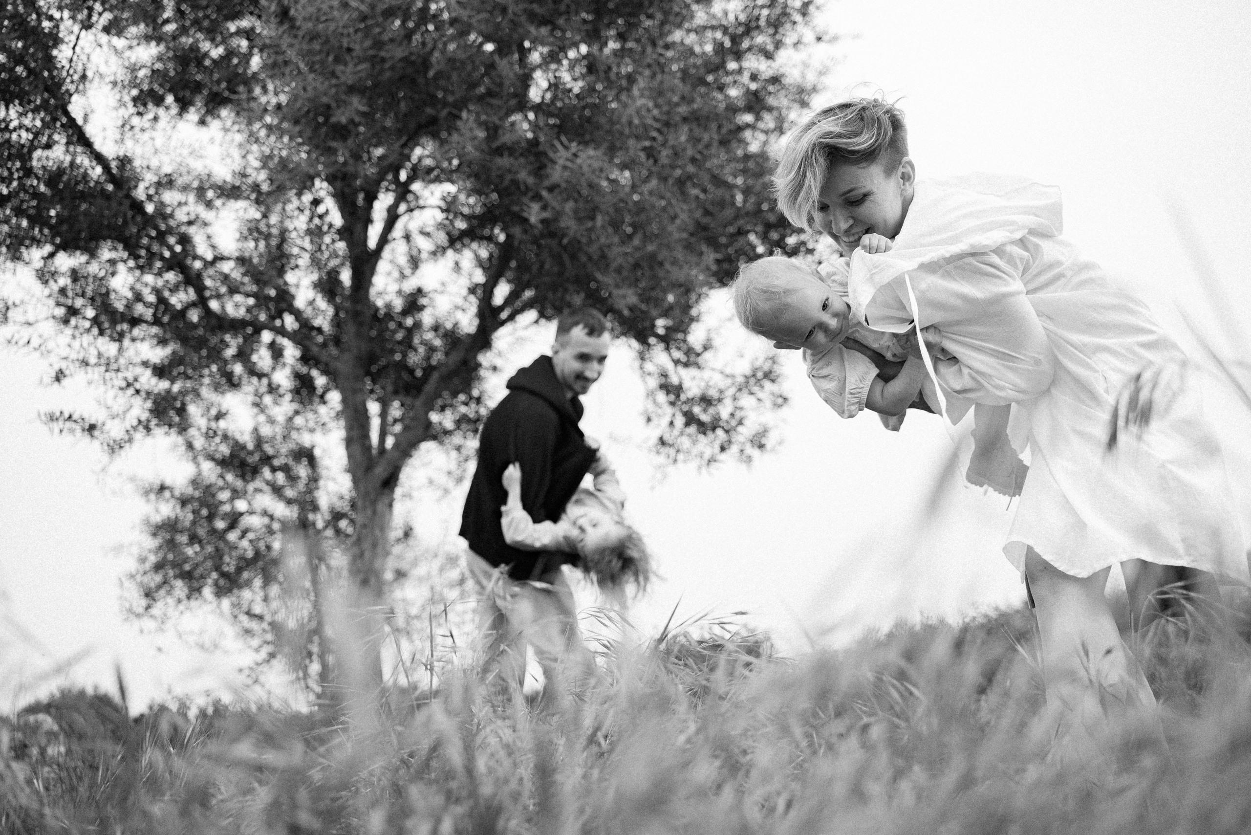 Семейная фотосессия в Ванкувере БС, Family photo session in Vancouver. Ivan Skufinsky — wedding and family photographer in Vancouver