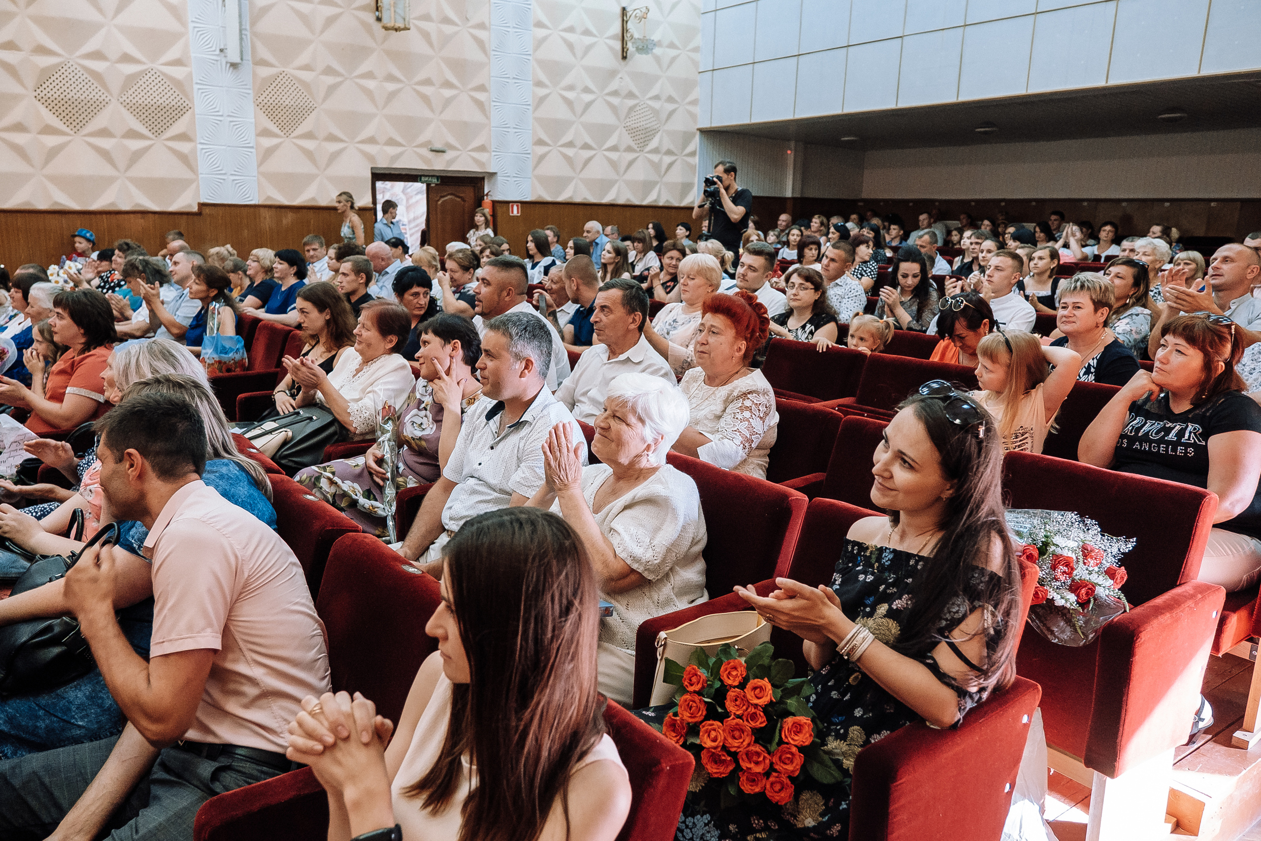 Выпускной школа номер 3. Хмельник. Ivan Skufinsky — wedding and family photographer in Vancouver