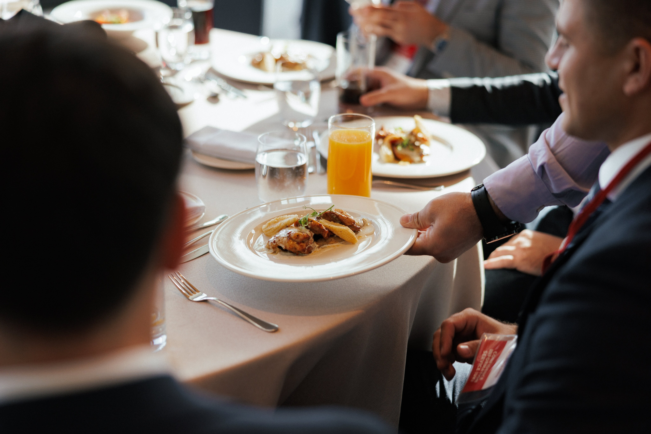 EXECUTIVE RETREAT Izmir Confidence Information Services. Ivan Skufinsky — wedding and family photographer in Vancouver