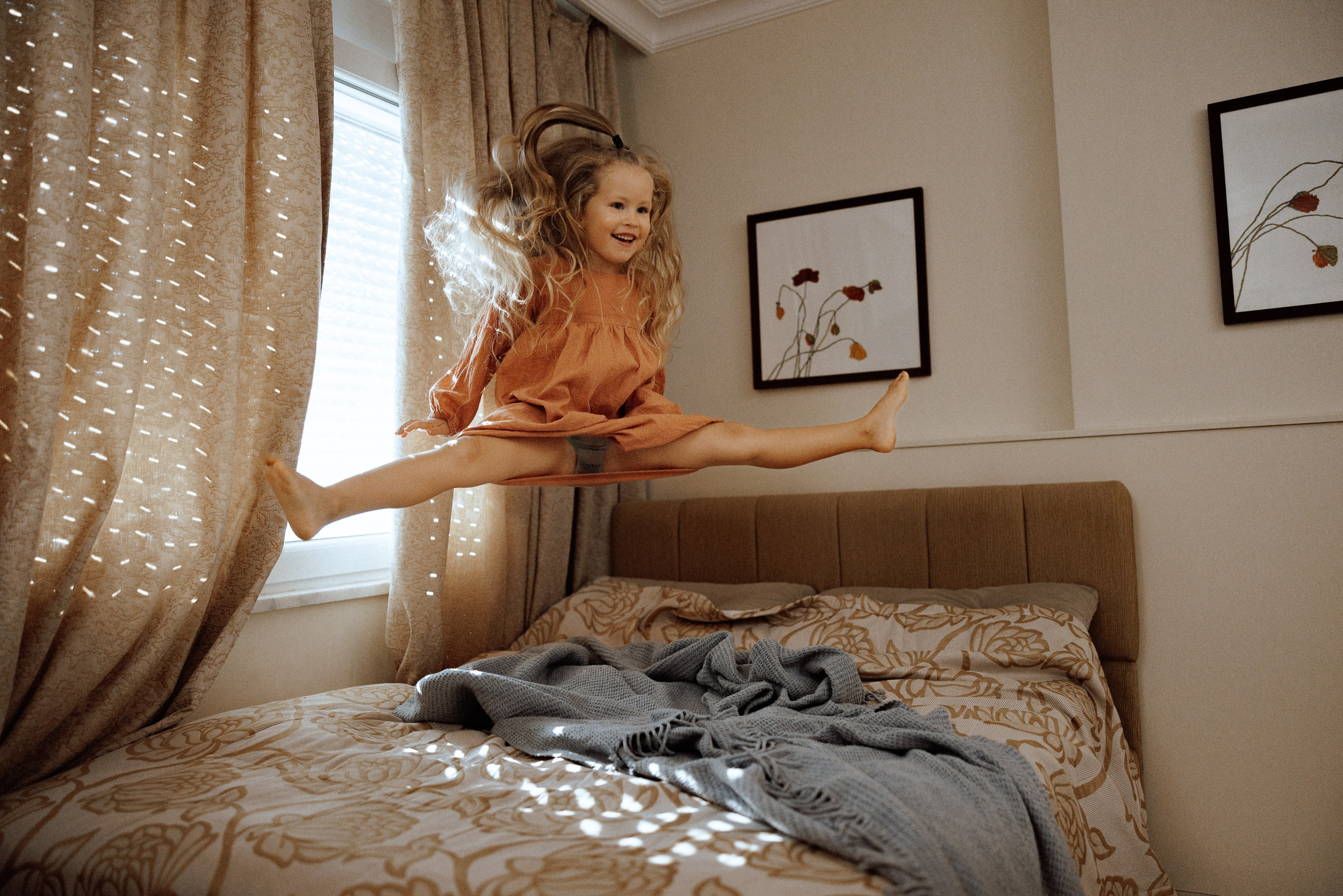 Home family shoot. Ivan Skufinsky — wedding and family photographer in Vancouver