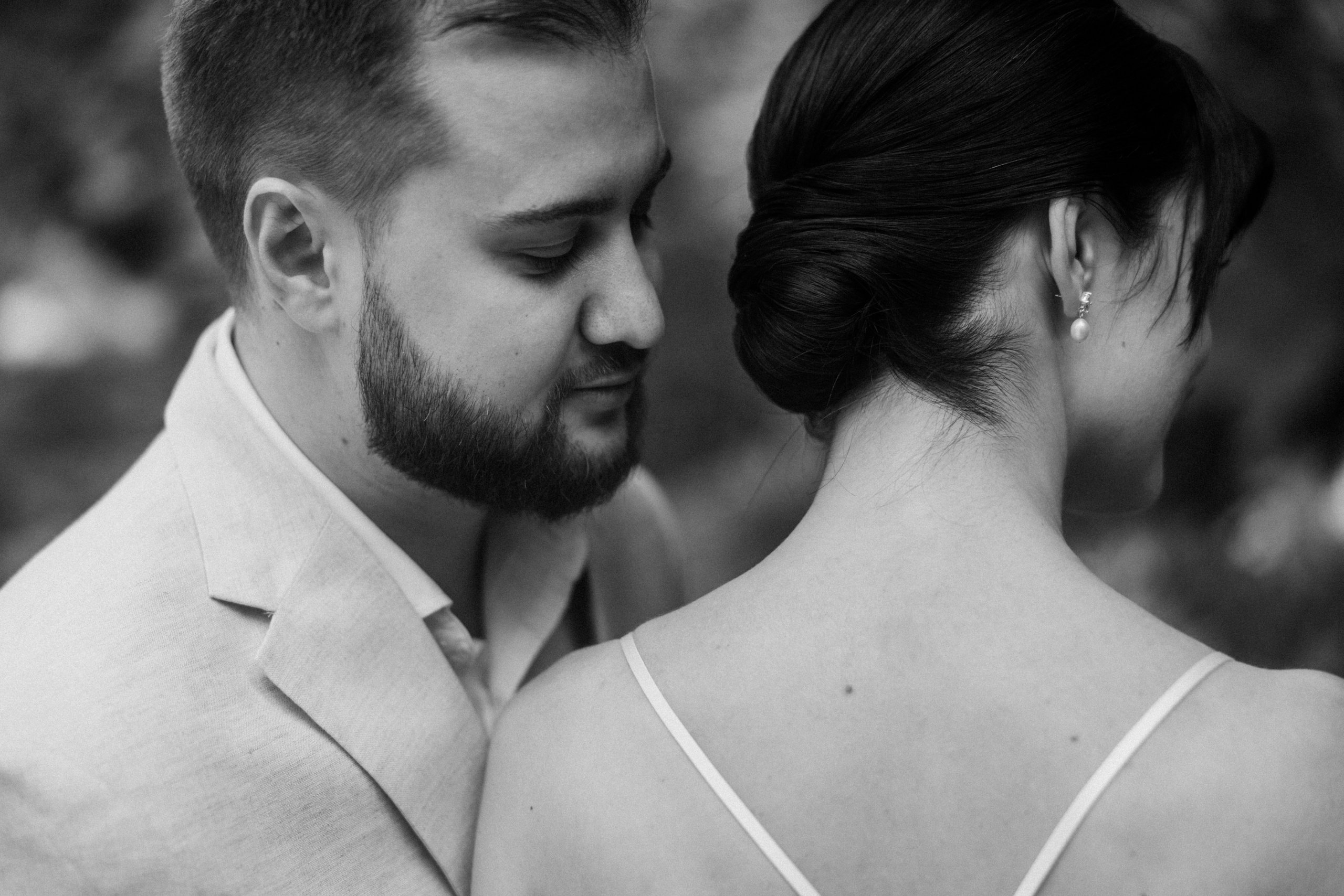 Sky-High Love: Stunning Vancouver Mountain Wedding Shoot by Helicopter. Ivan Skufinsky — wedding and family photographer in Vancouver