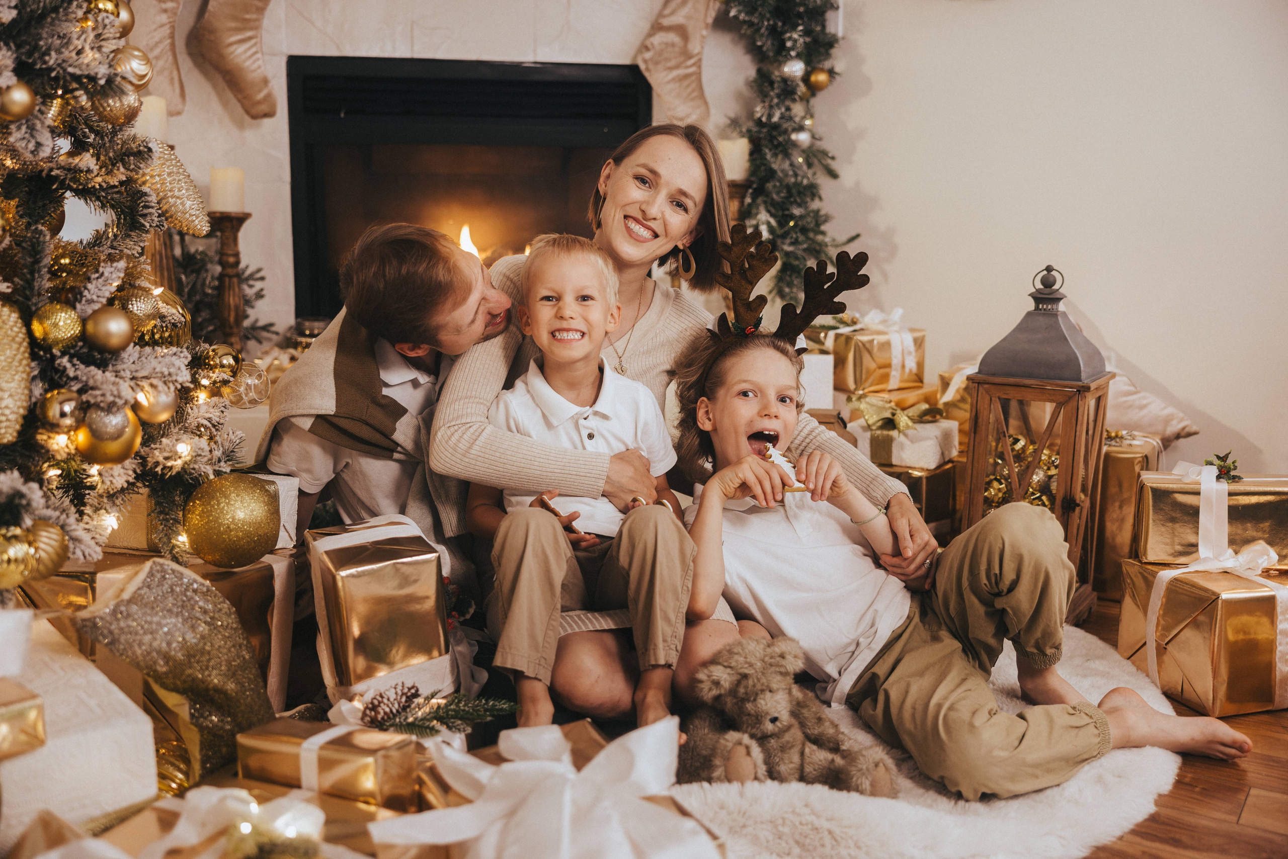 Christmas photo shoot 2025. Ivan Skufinsky — wedding and family photographer in Vancouver