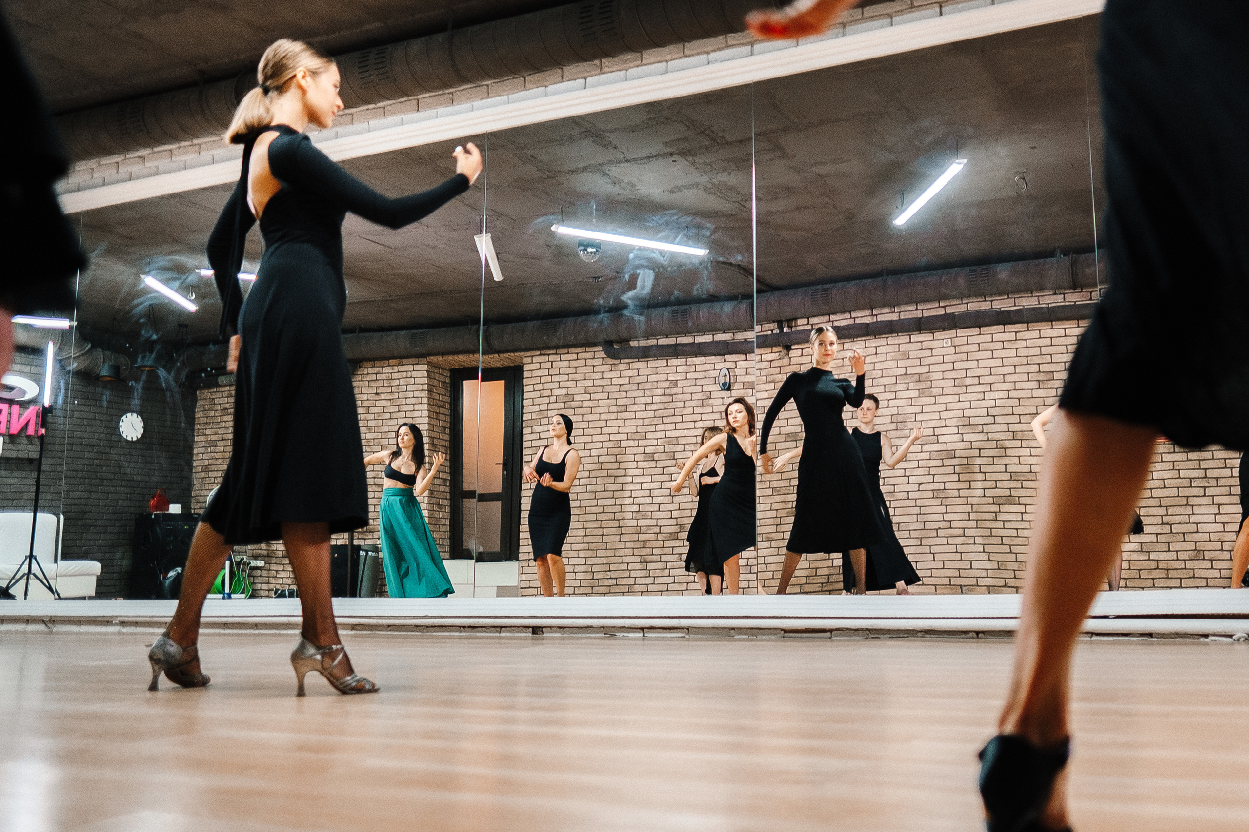 Dance. Ivan Skufinsky — wedding and family photographer in Vancouver