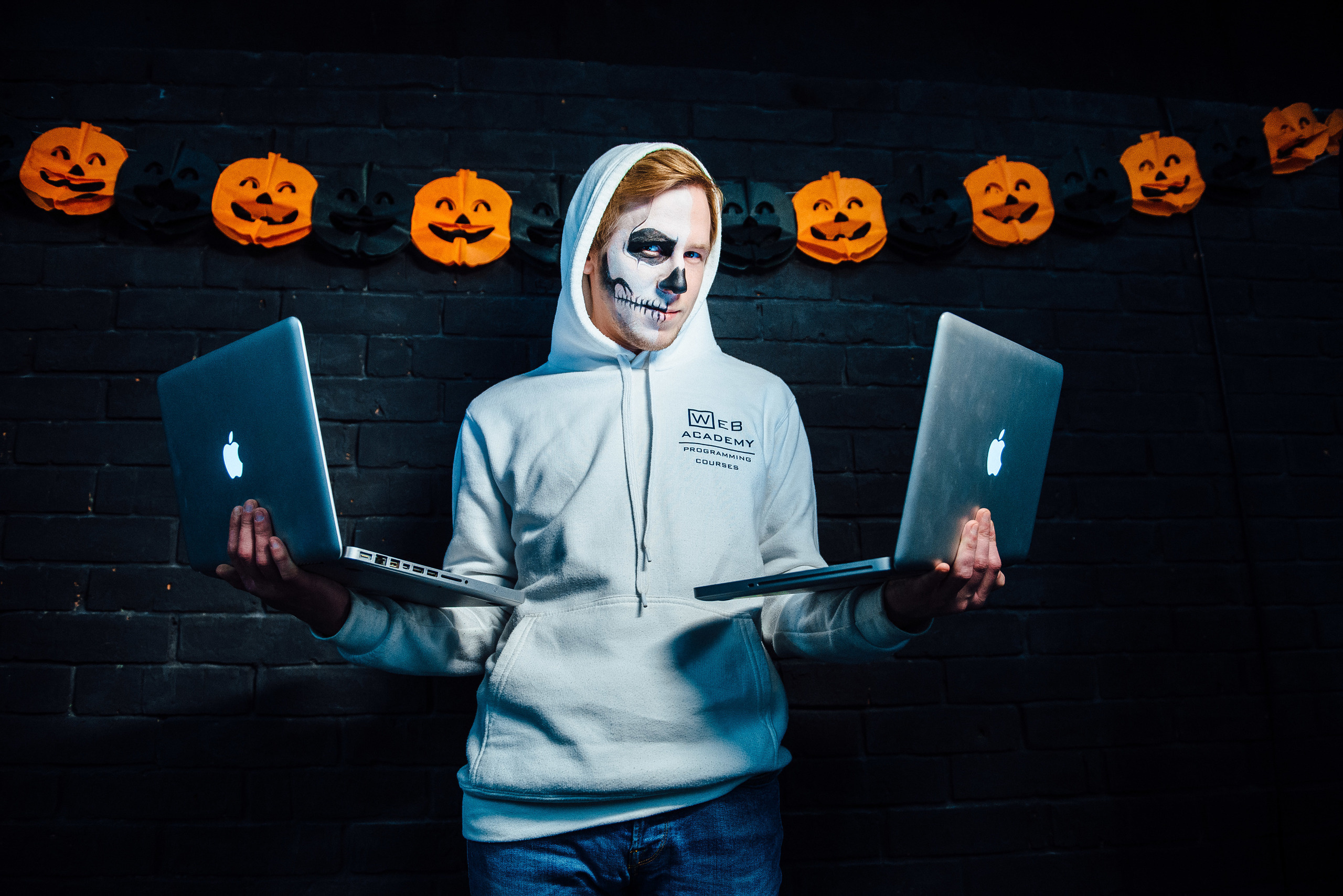 Фотограф на Helloween. Ivan Skufinsky — wedding and family photographer in Vancouver