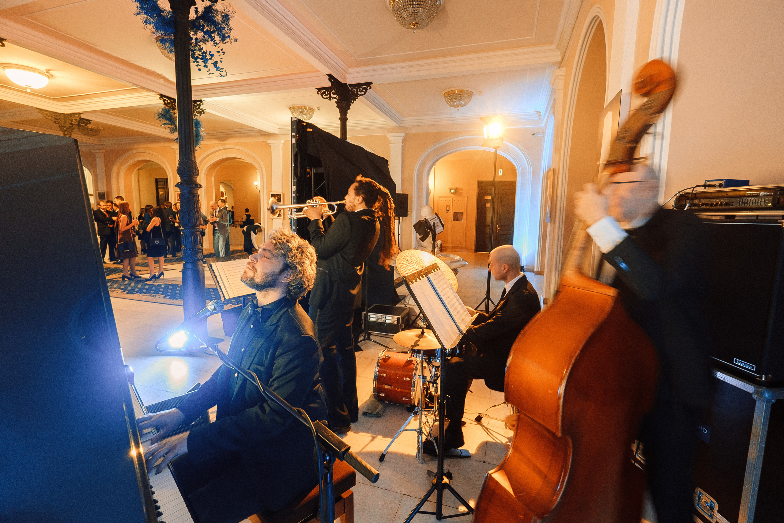 Deutsche Bank 10 years in Ukraine. Ivan Skufinsky — wedding and family photographer in Vancouver