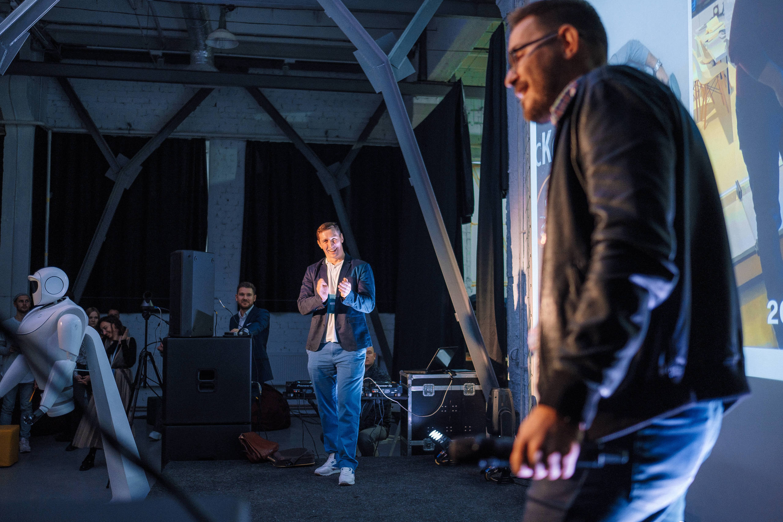 ZEO Alliance 24.10.19 party. Ivan Skufinsky — wedding and family photographer in Vancouver