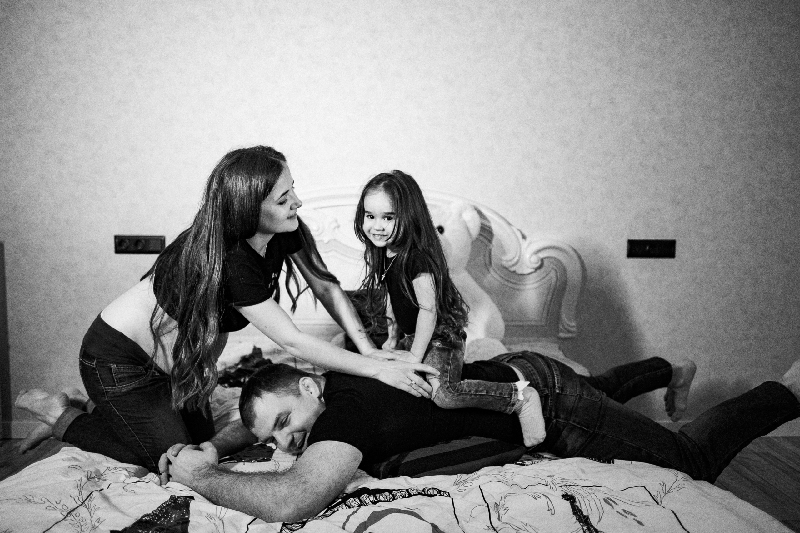 Марина+Андрей+Лиза+Животик. Ivan Skufinsky — wedding and family photographer in Vancouver