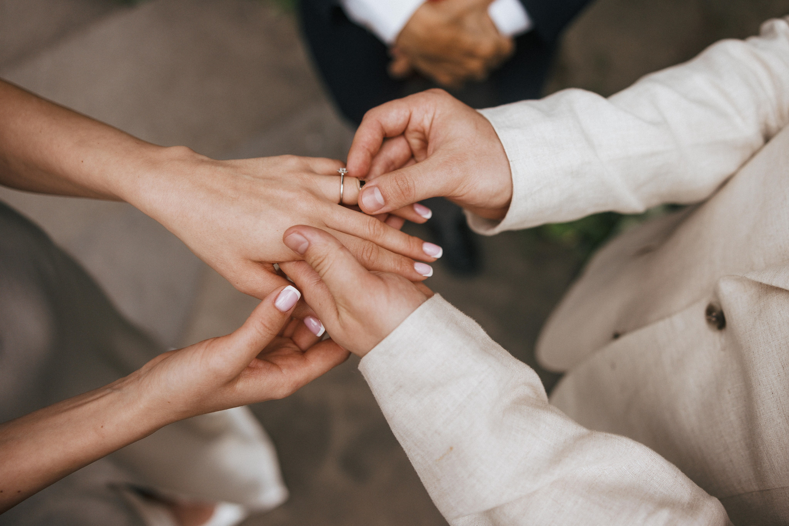 Sky-High Love: Stunning Vancouver Mountain Wedding Shoot by Helicopter. Ivan Skufinsky — wedding and family photographer in Vancouver