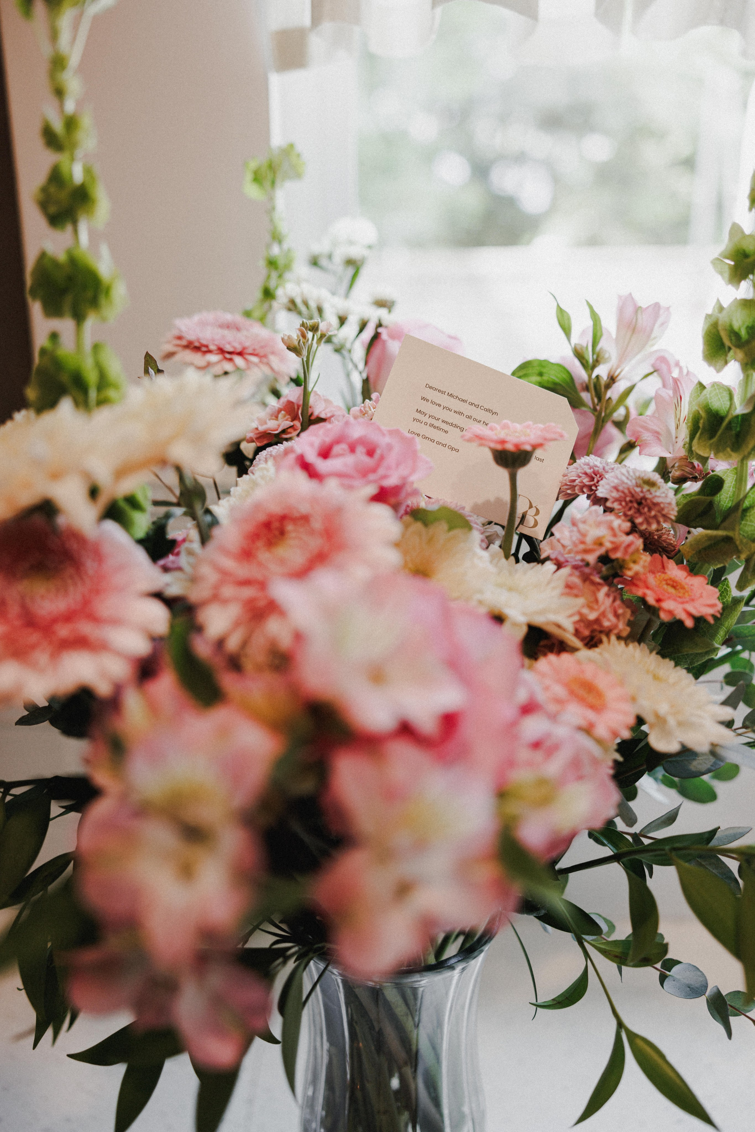 Michael & Caitlyn. Ivan Skufinsky — wedding and family photographer in Vancouver