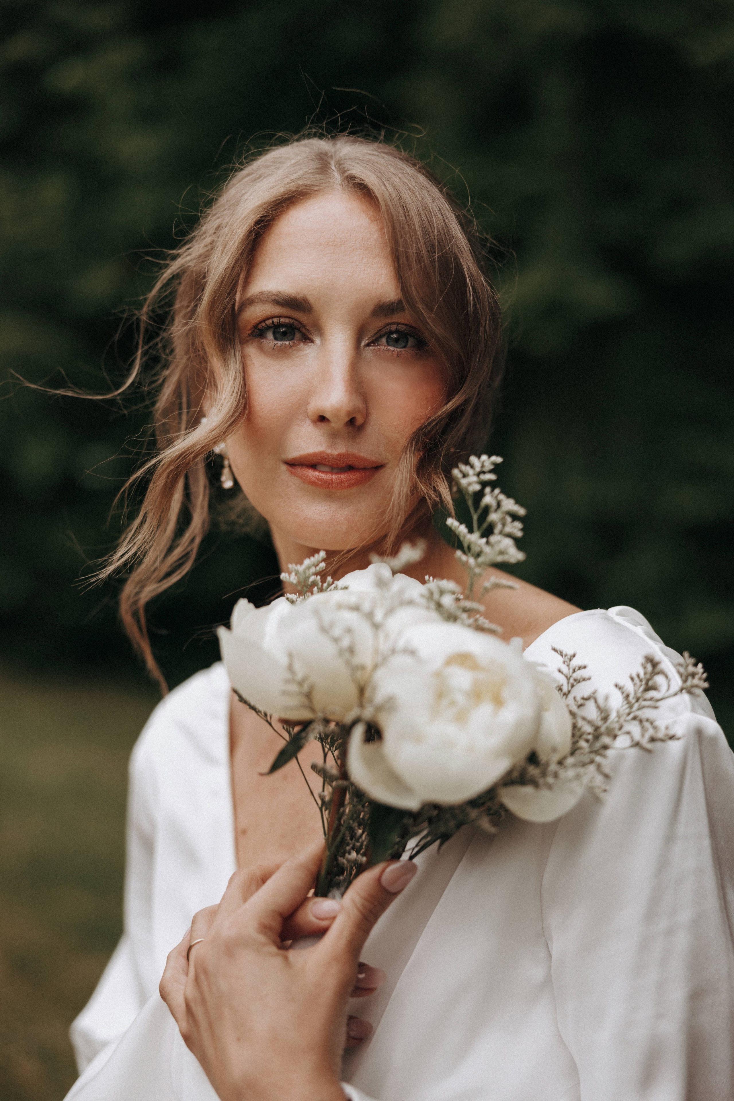 Michael & Caitlyn. Ivan Skufinsky — wedding and family photographer in Vancouver