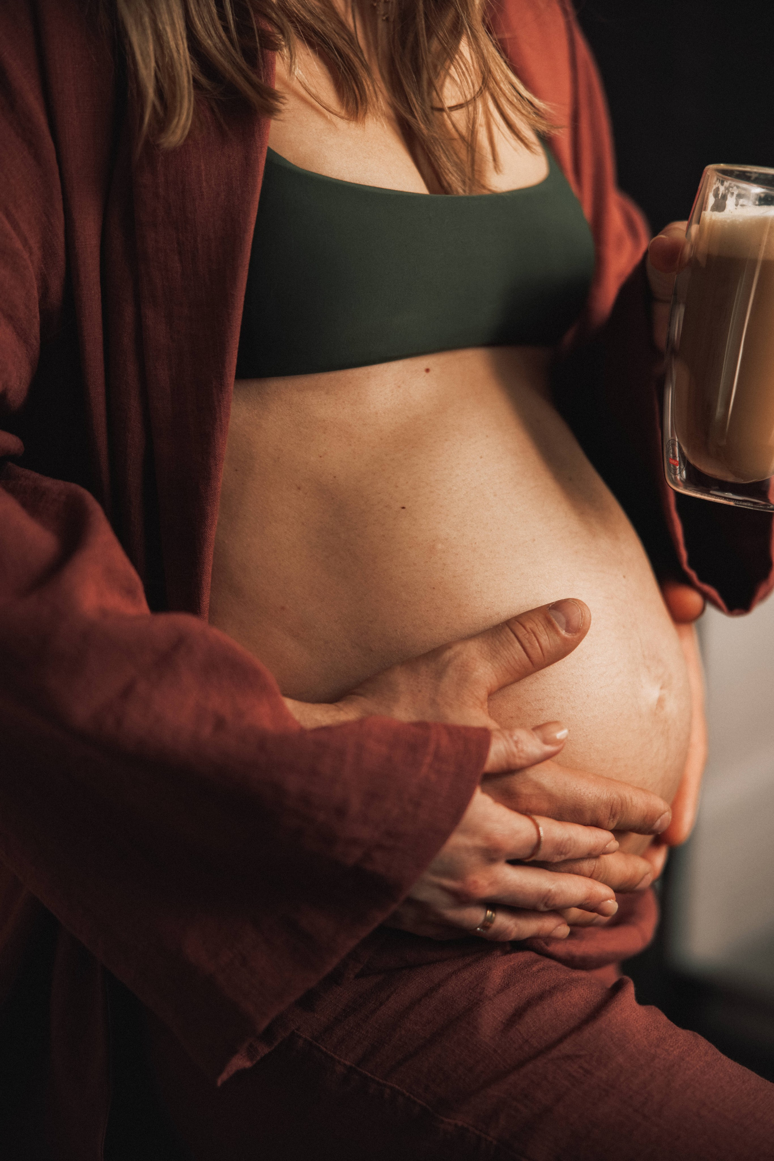 Pregnancy Home Story Vancouver. Ivan Skufinsky — wedding and family photographer in Vancouver