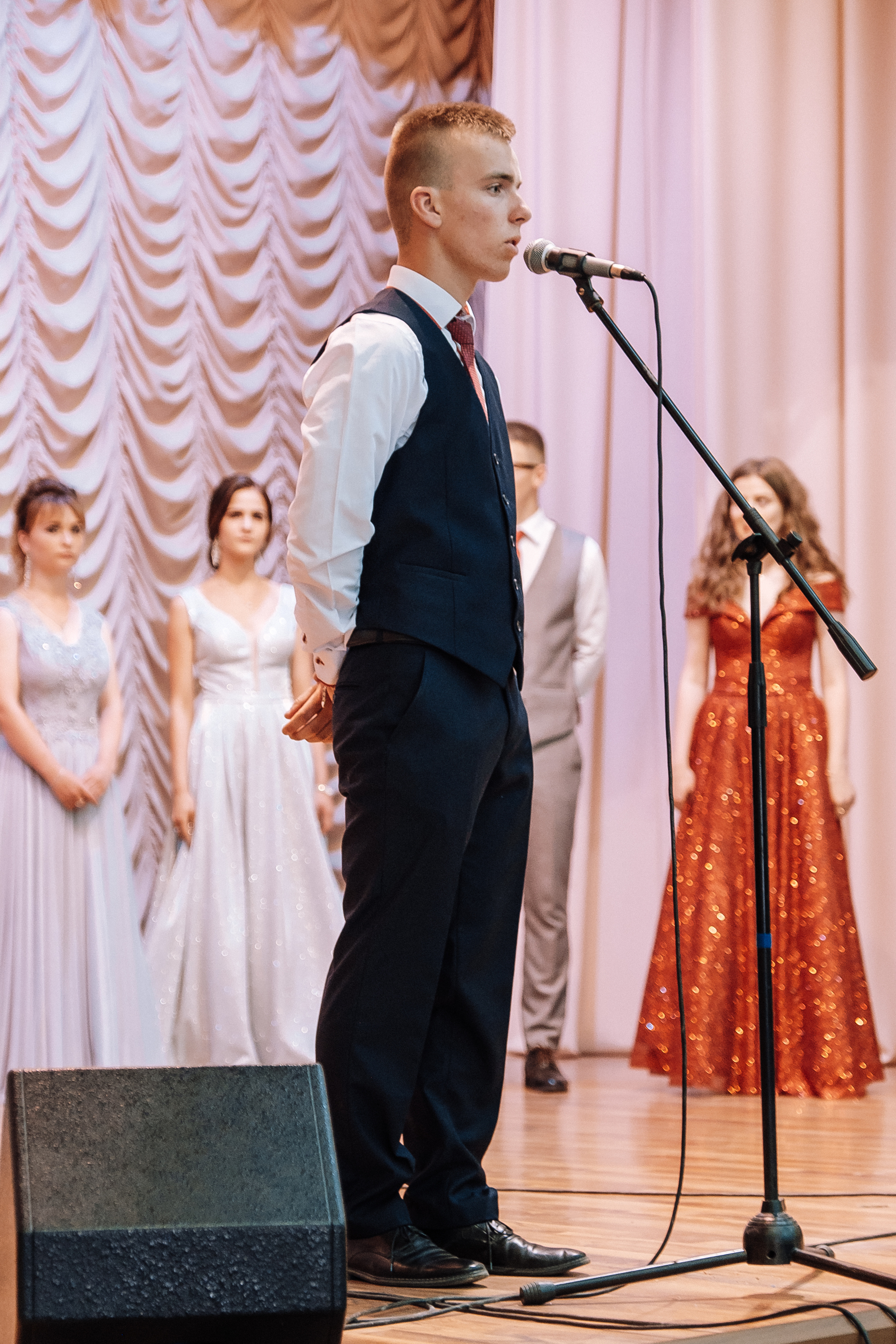 Выпускной школа номер 3. Хмельник. Ivan Skufinsky — wedding and family photographer in Vancouver