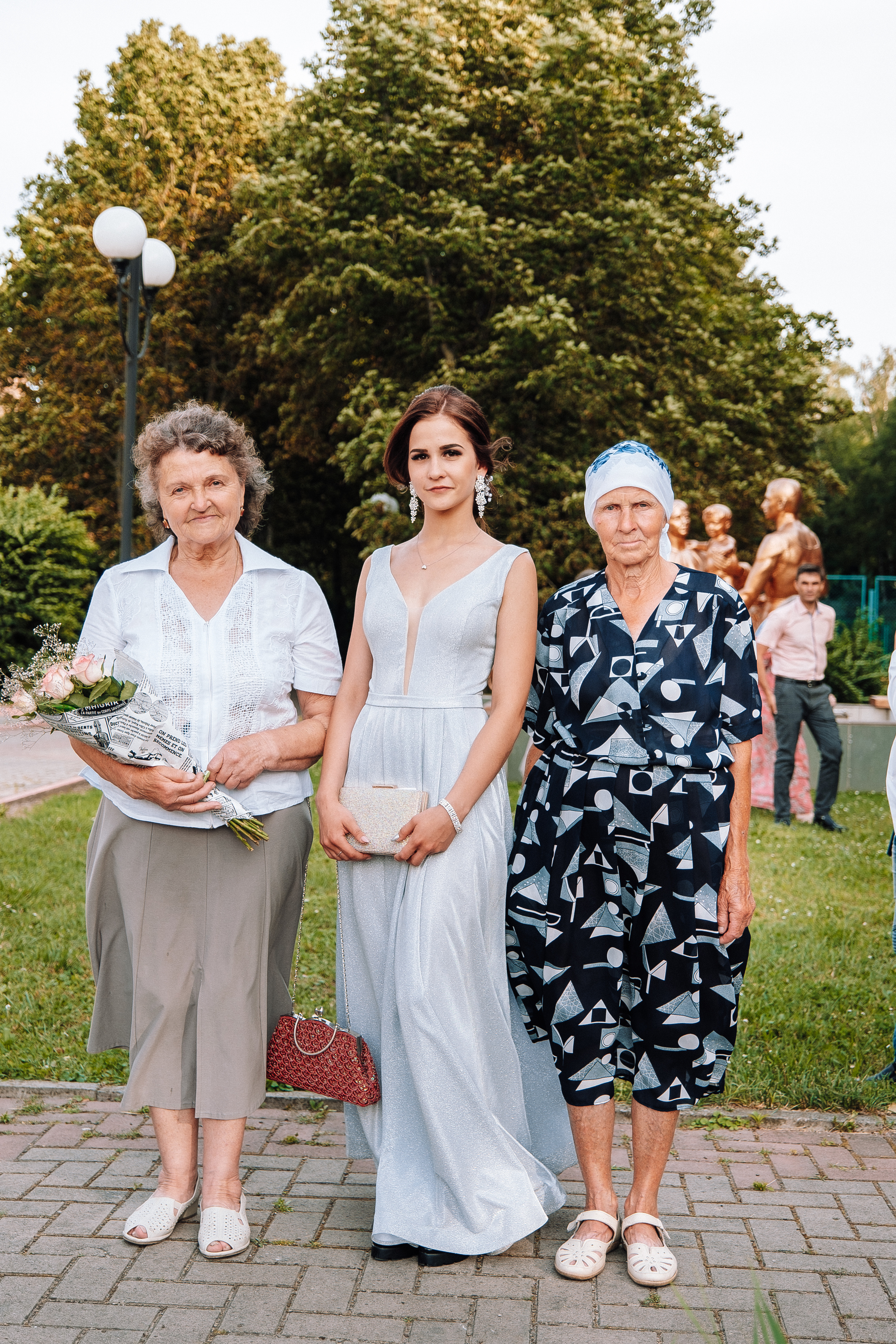 Выпускной школа номер 3. Хмельник. Ivan Skufinsky — wedding and family photographer in Vancouver