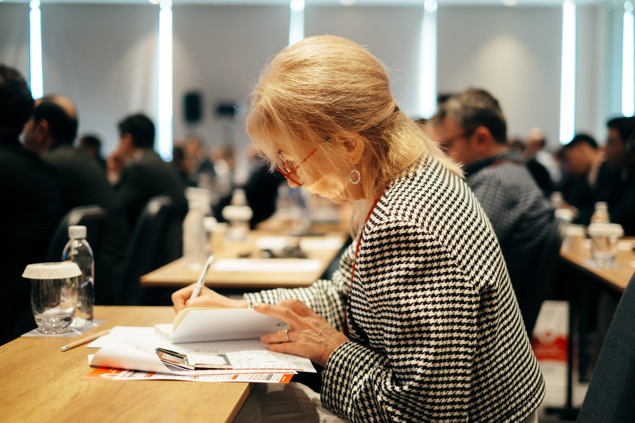 EXECUTIVE RETREAT Izmir Confidence Information Services. Ivan Skufinsky — wedding and family photographer in Vancouver